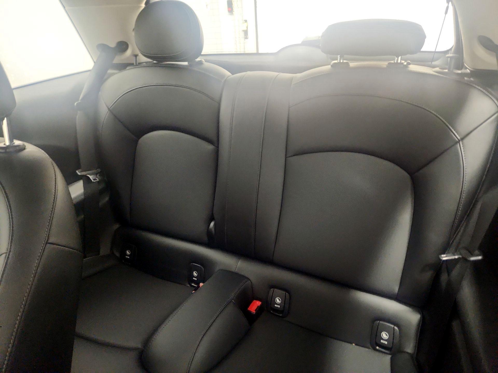 Thumbnail: 2017 MINI Cooper Hardtop - 19