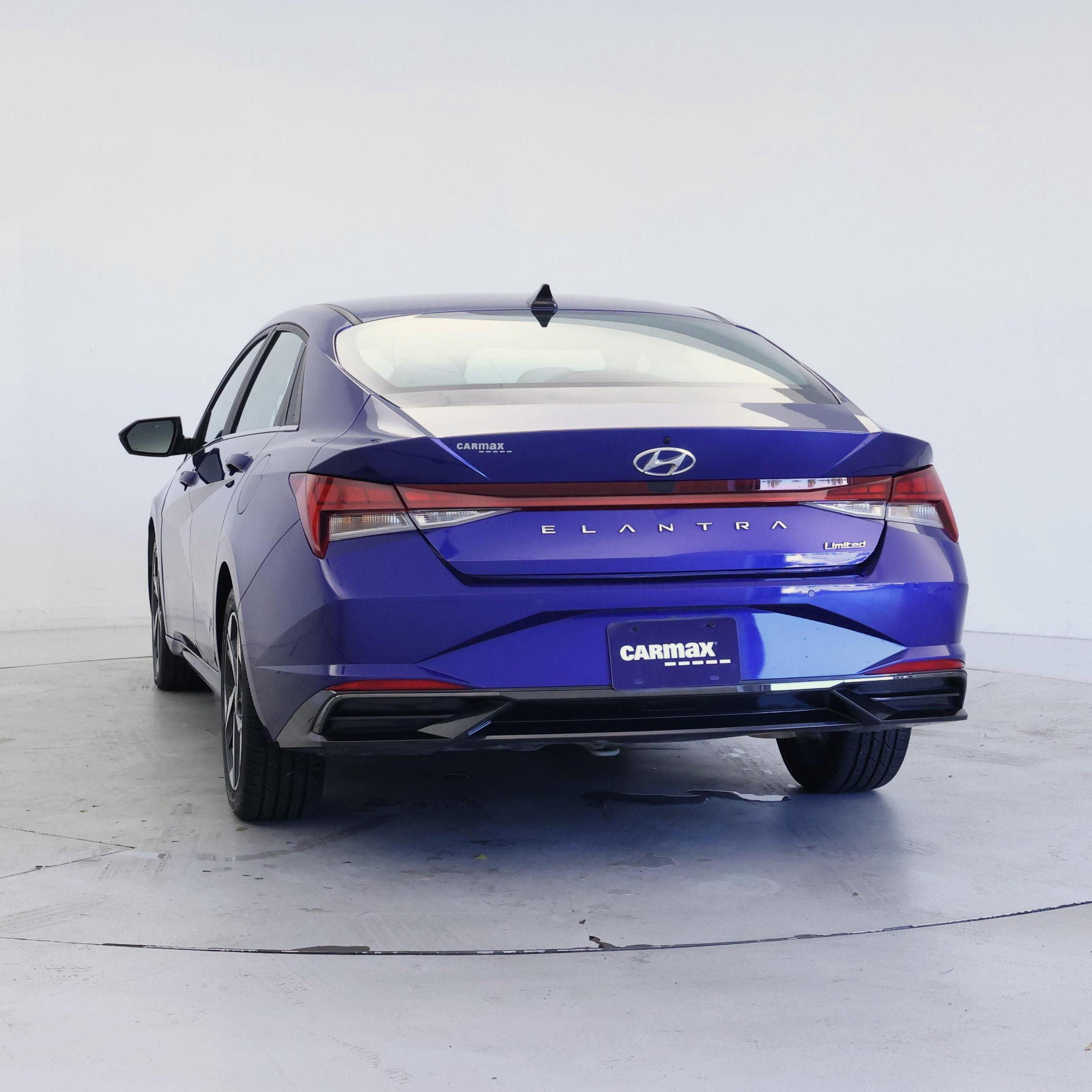 Thumbnail: 2022 Hyundai Elantra - 6