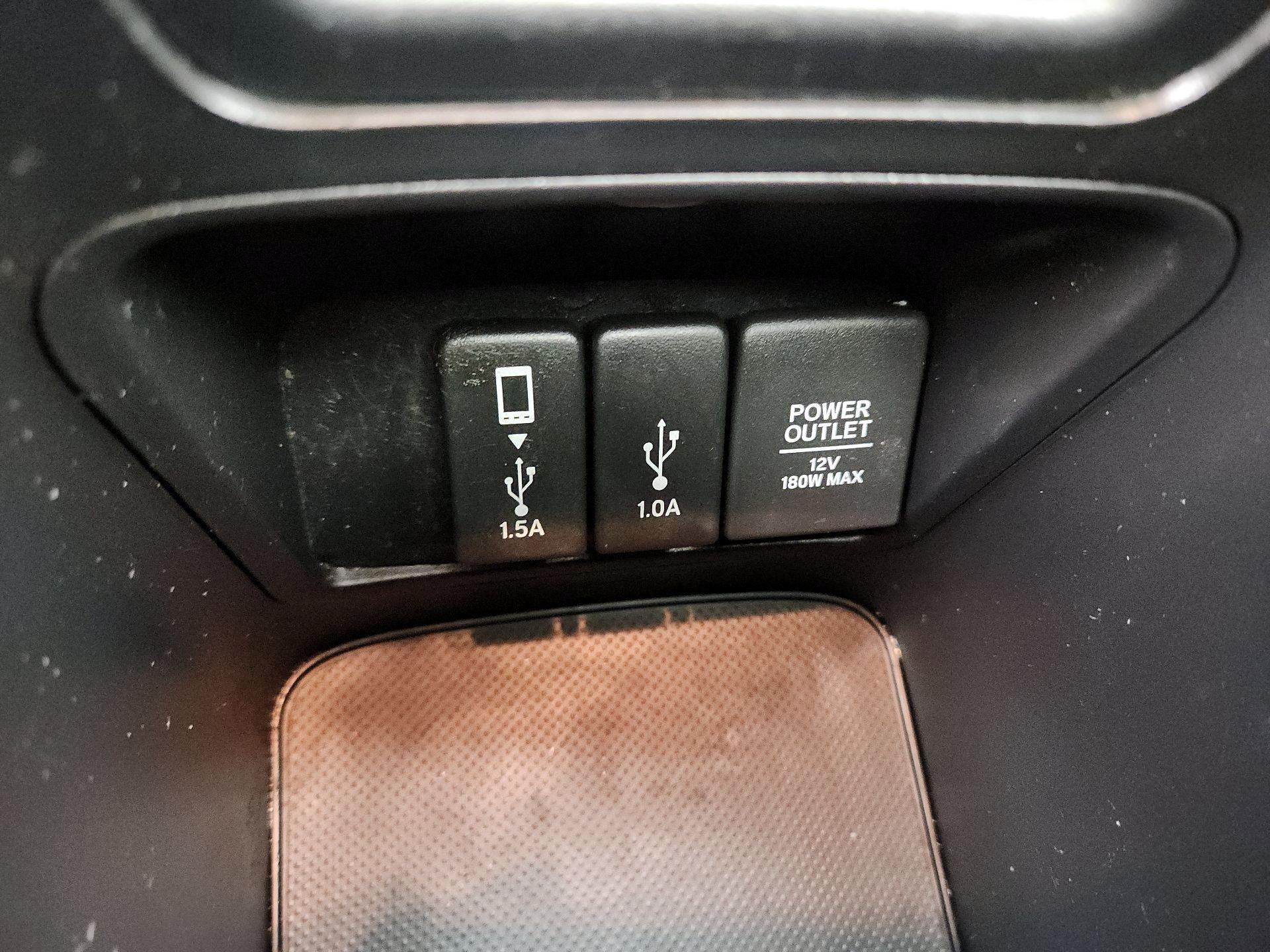 Thumbnail: 2017 Honda CR-V - 18