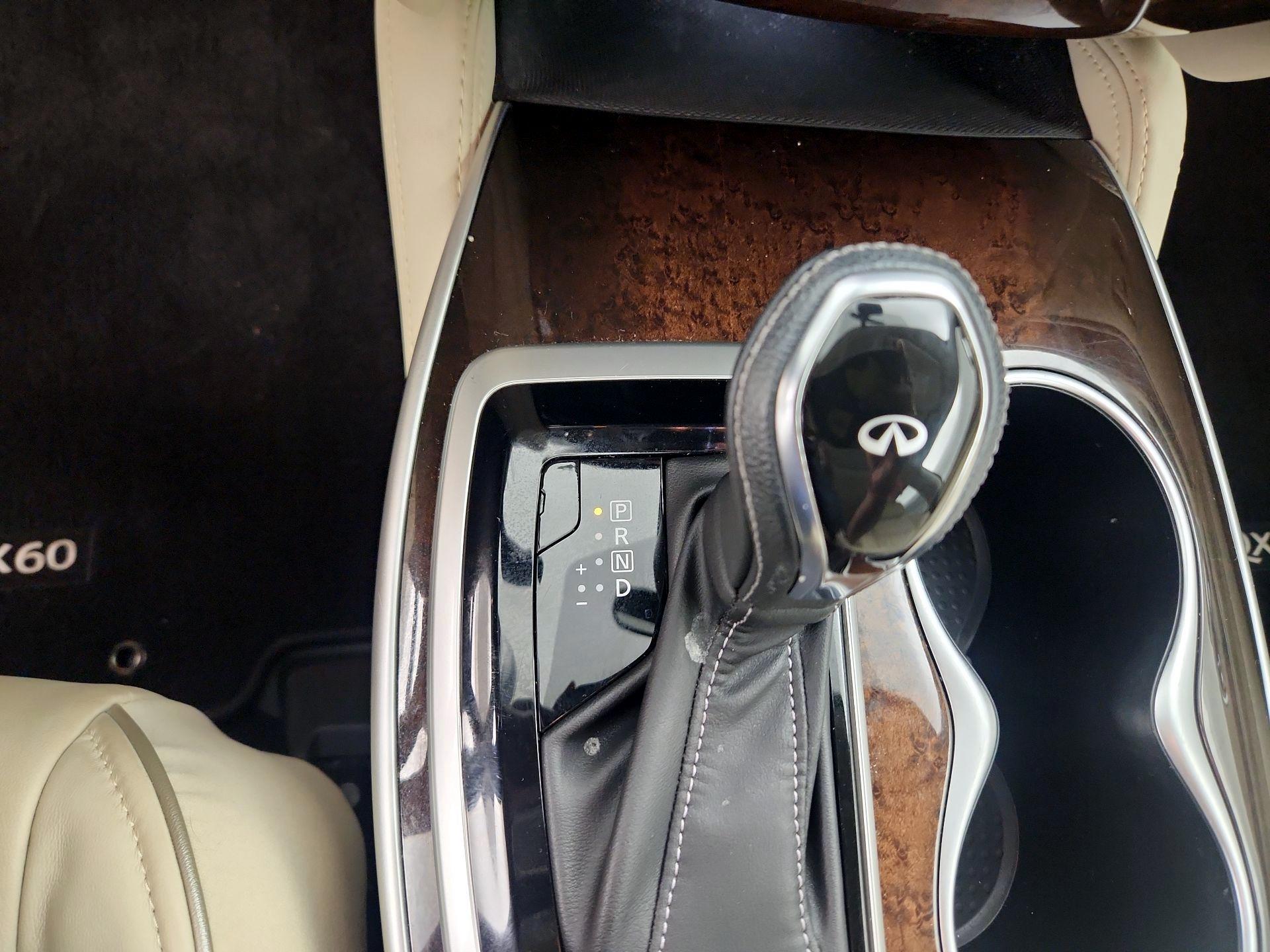 Thumbnail: 2018 INFINITI QX60 - 17