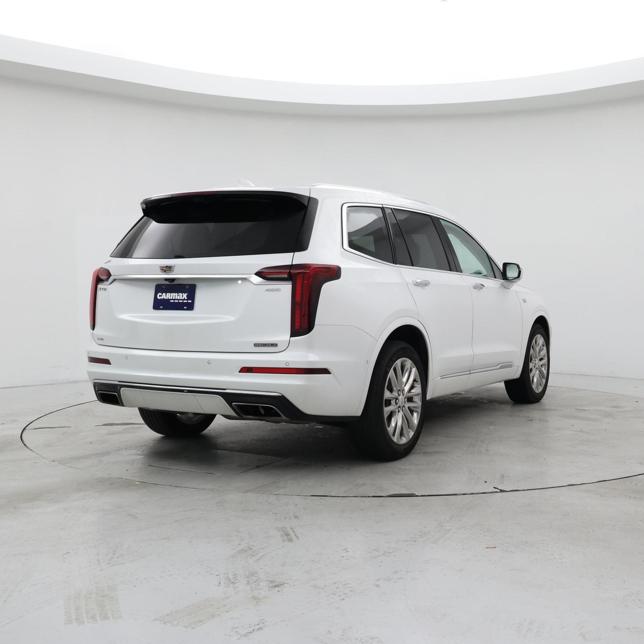 Thumbnail: 2023 Cadillac XT6 - 8