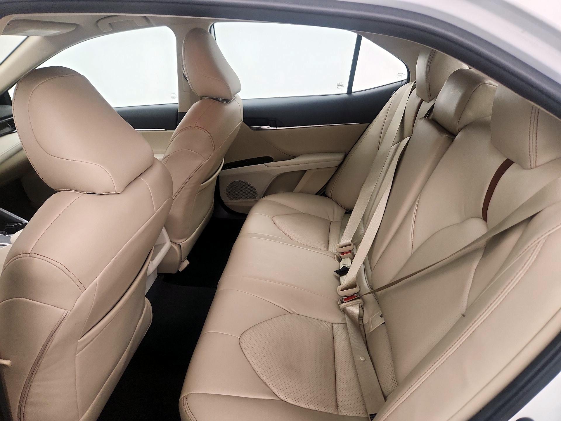 Thumbnail: 2019 Toyota Camry - 17