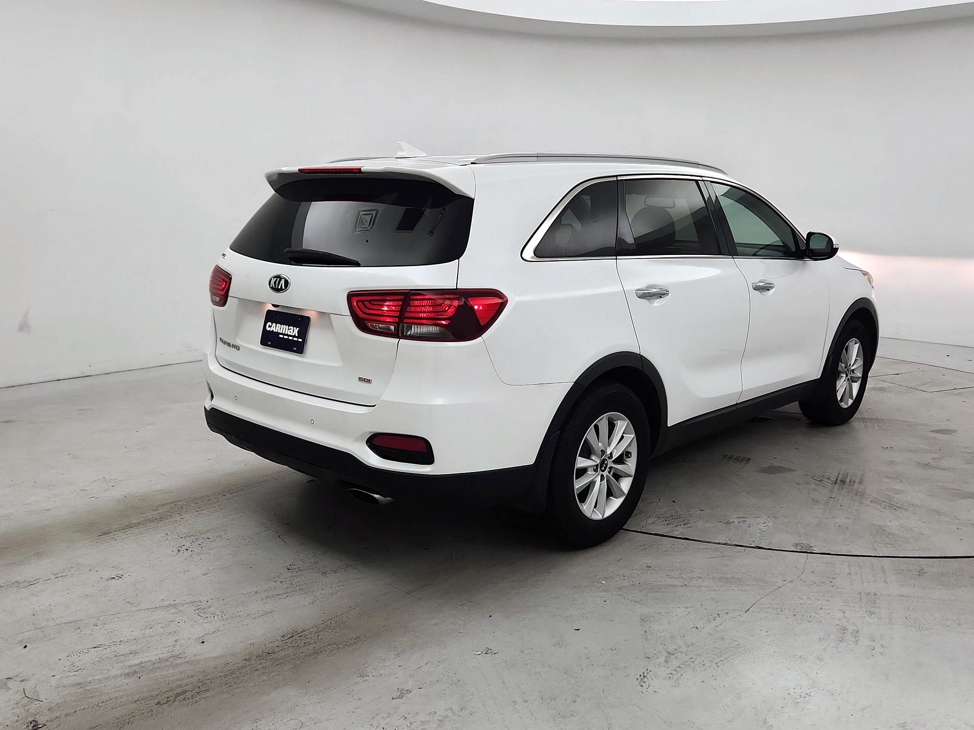 Thumbnail: 2019 Kia Sorento - 5