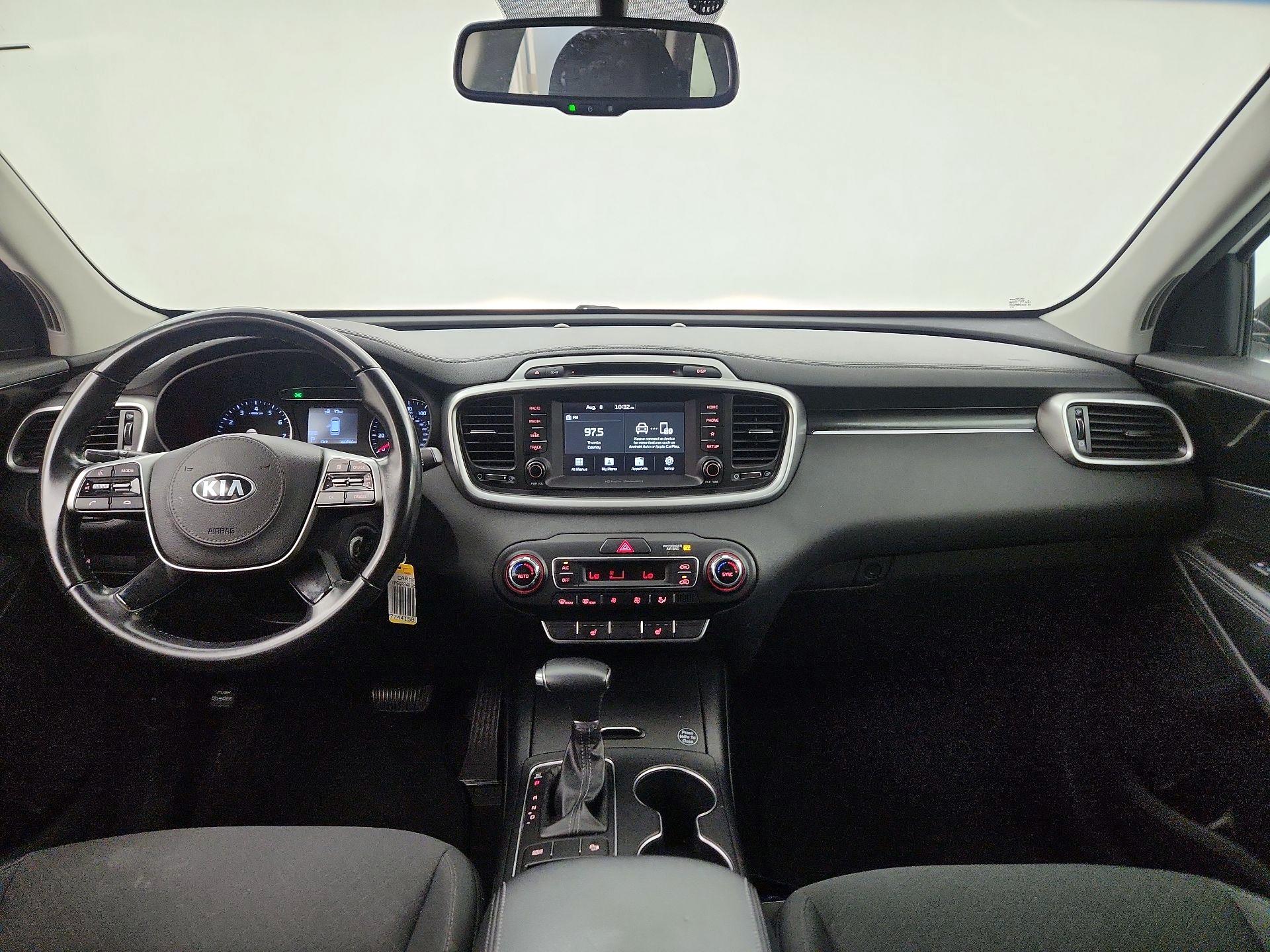 Thumbnail: 2019 Kia Sorento - 8