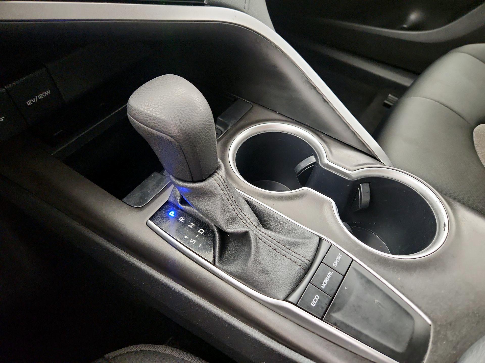 Thumbnail: 2024 Toyota Camry - 17