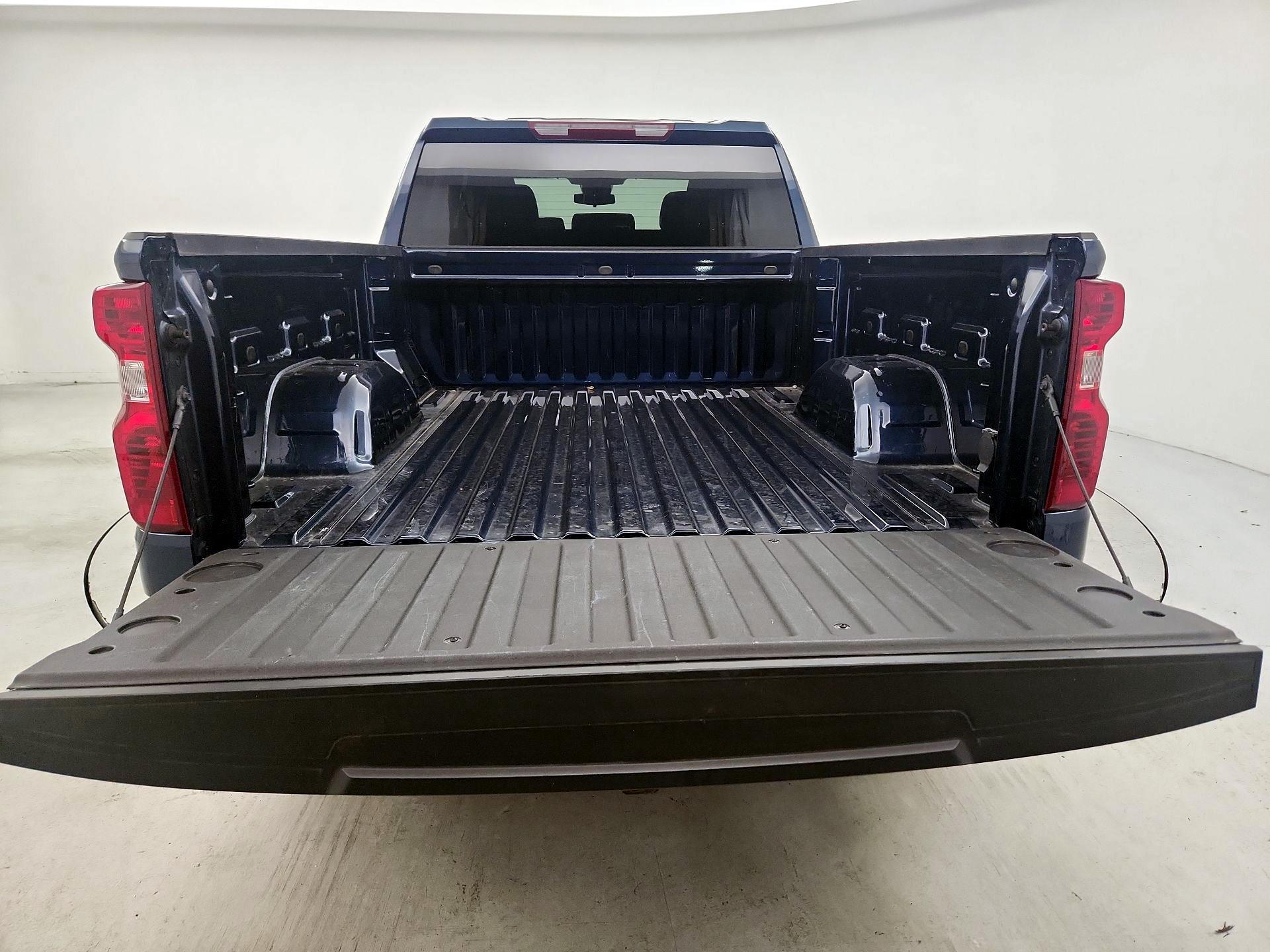 Thumbnail: 2022 Chevrolet Silverado 1500 - 20