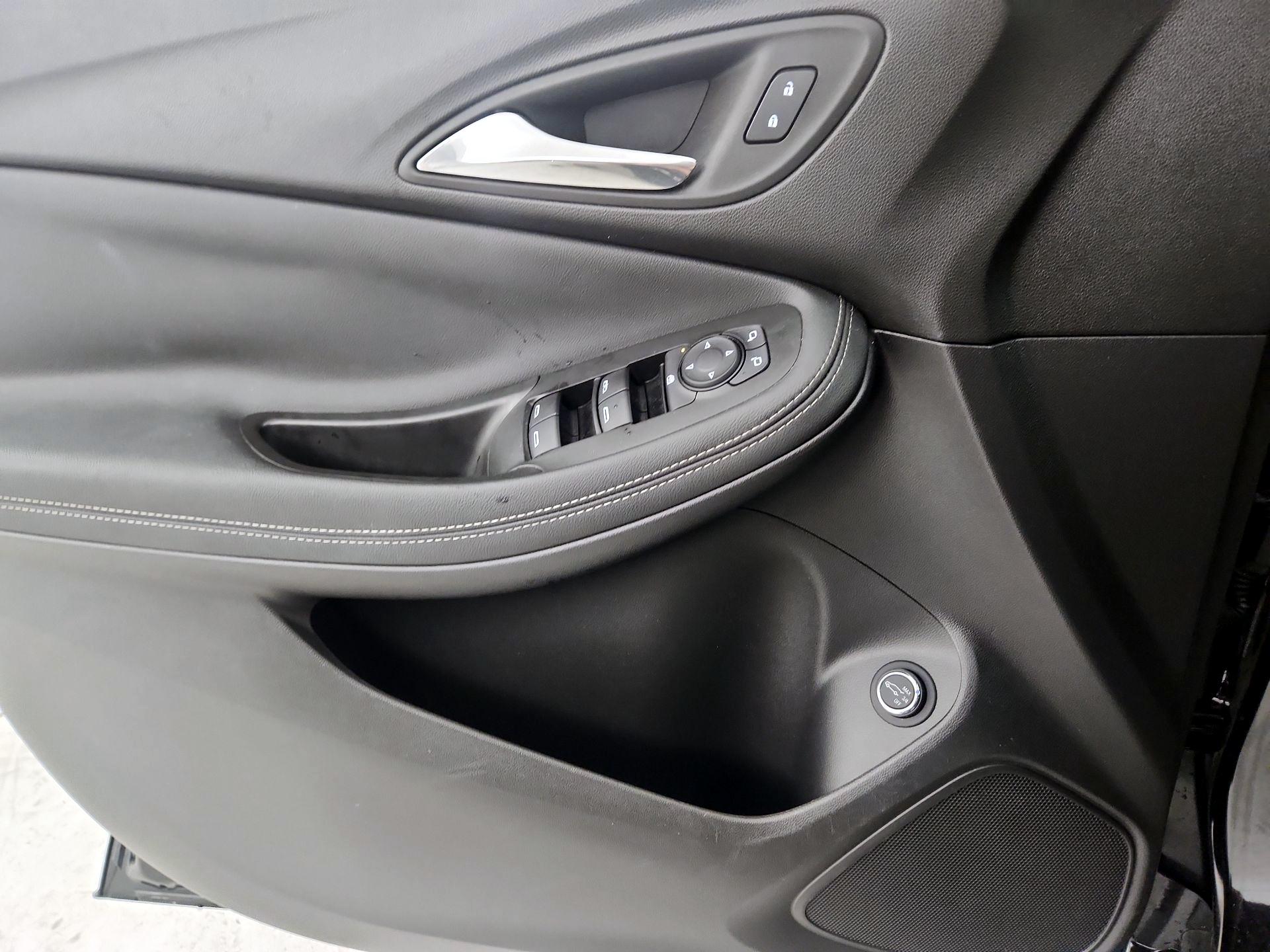 Thumbnail: 2022 Buick Encore GX - 12