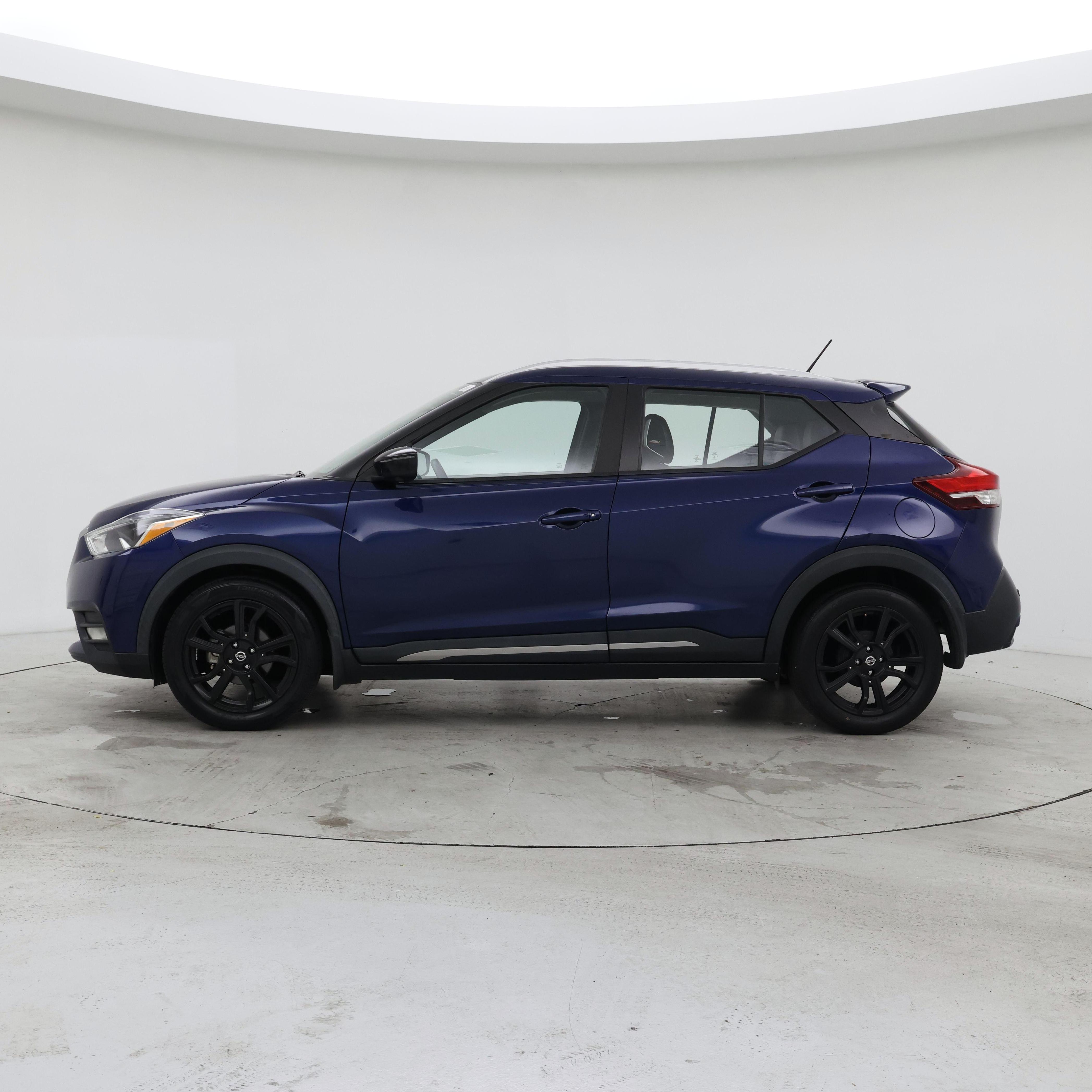 Thumbnail: 2020 Nissan Kicks - 3