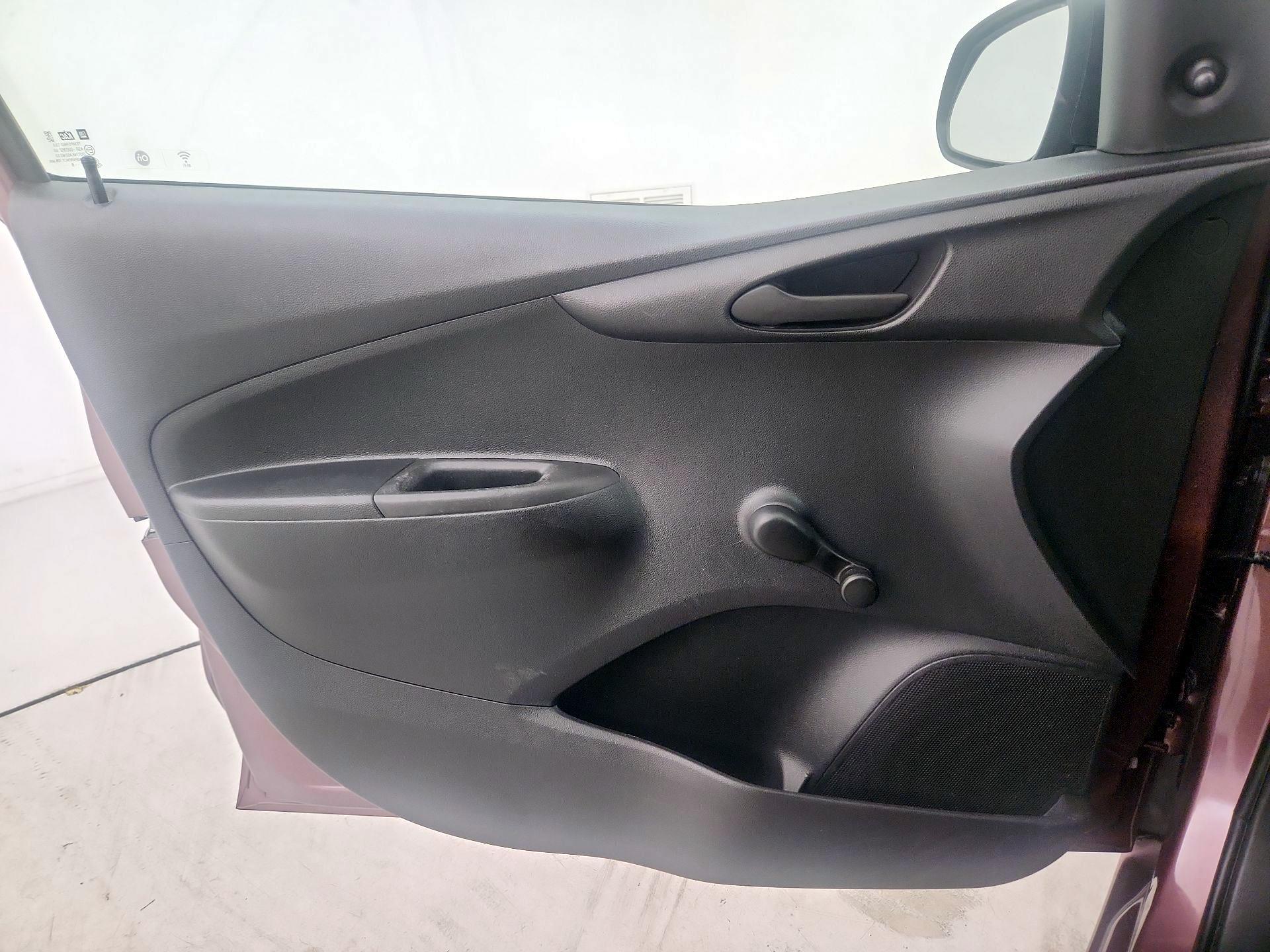 Thumbnail: 2020 Chevrolet Spark - 10