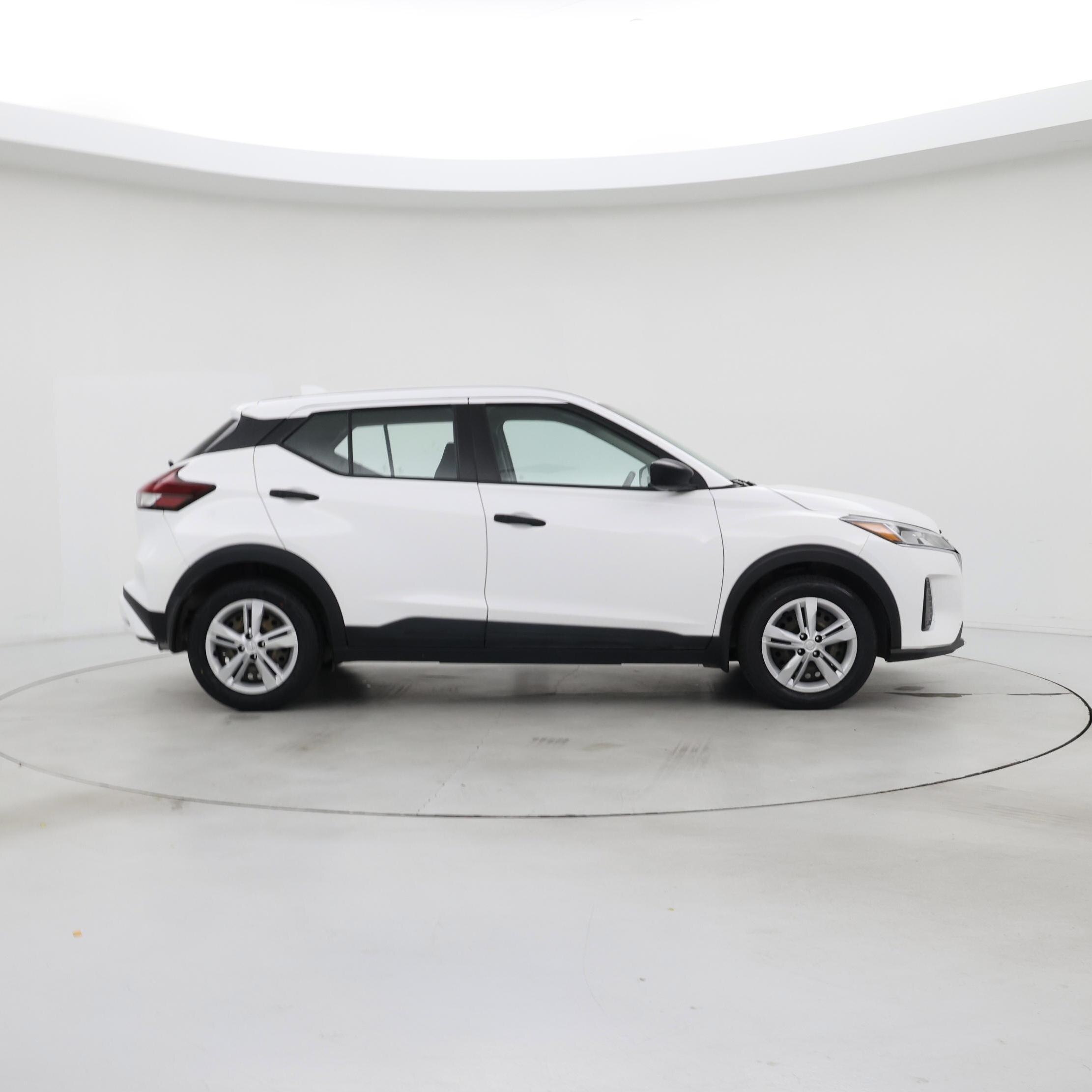 Thumbnail: 2022 Nissan Kicks - 7