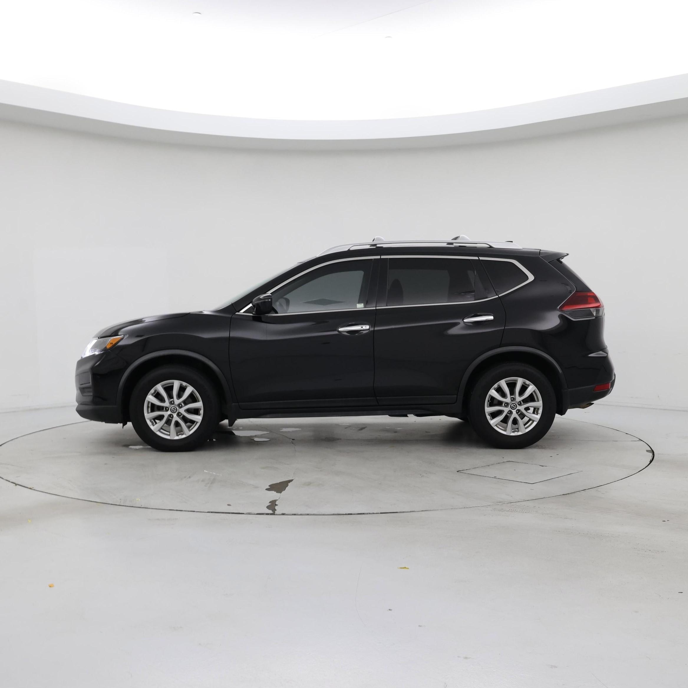Thumbnail: 2019 Nissan Rogue - 3