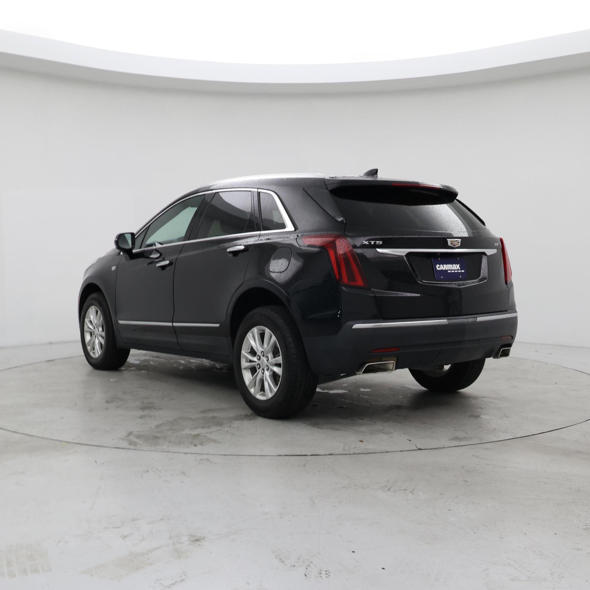 Thumbnail: 2023 Cadillac XT5 - 2