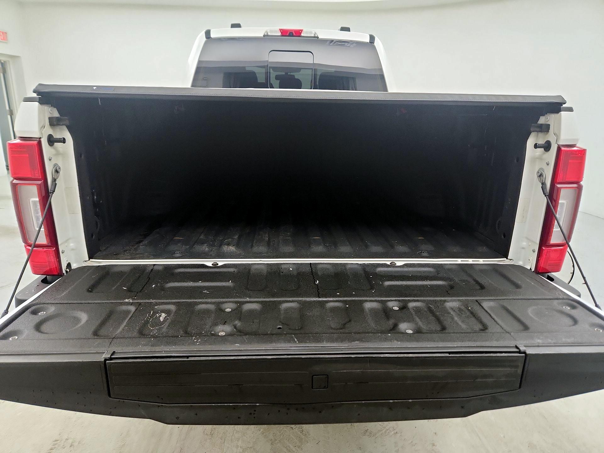 Thumbnail: 2022 Ford F-250 - 18