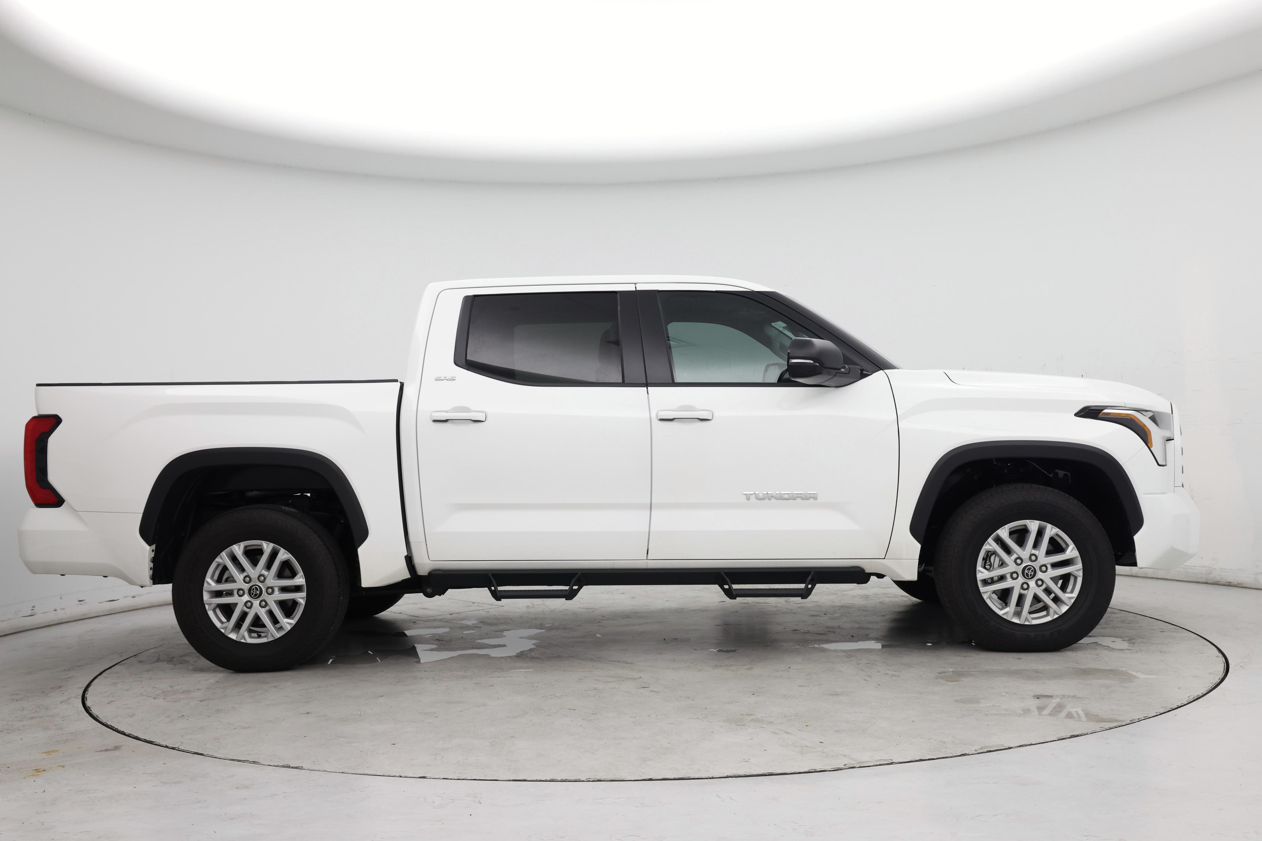 Thumbnail: 2024 Toyota Tundra - 7
