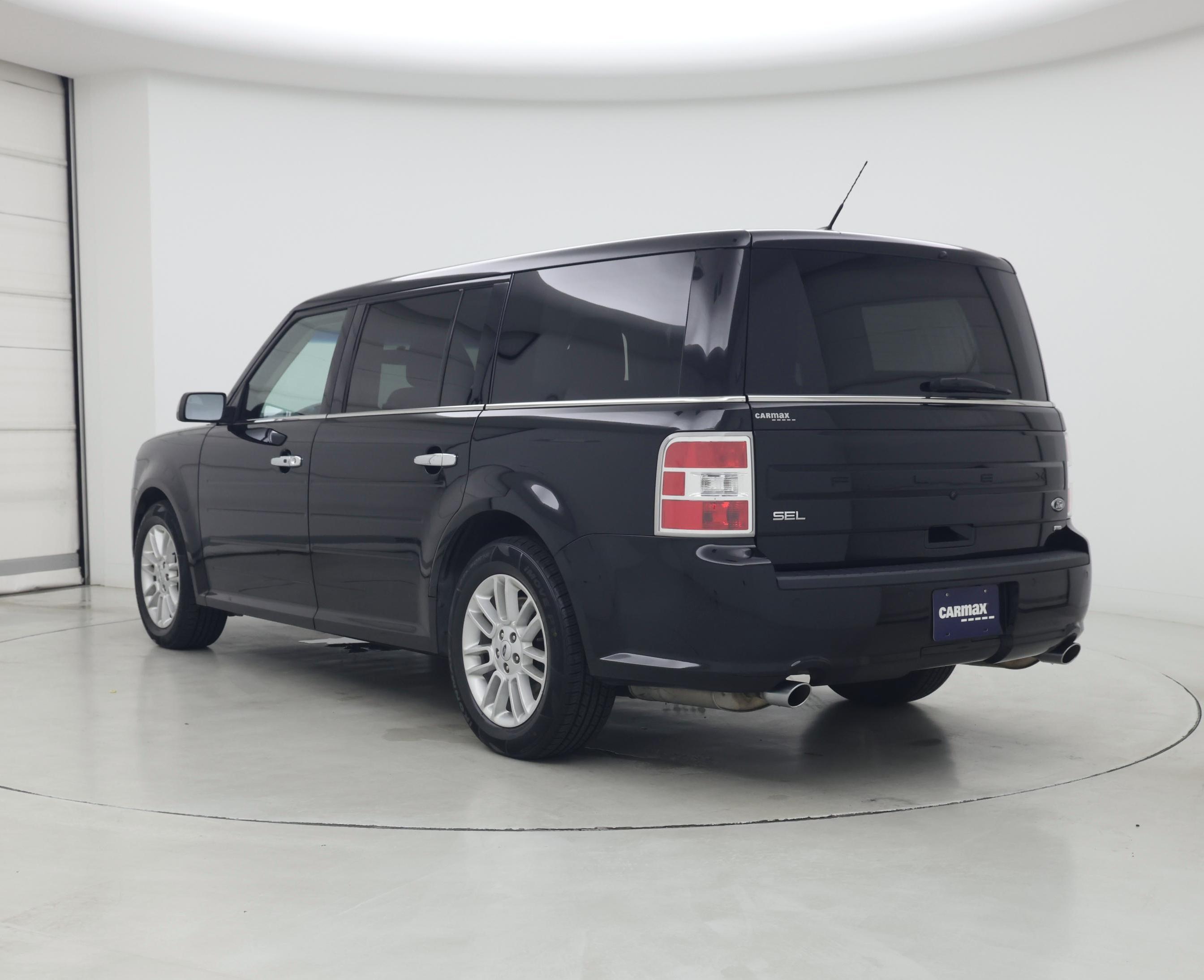 Thumbnail: 2017 Ford Flex - 2