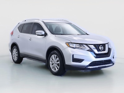 Silver 2017 Nissan Rogue SV