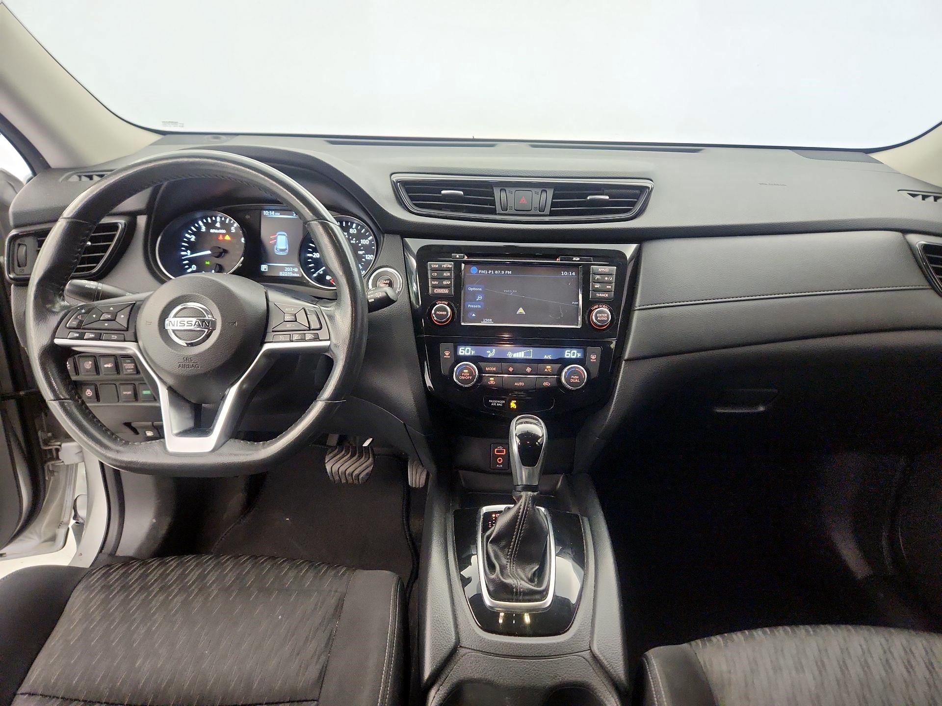 Thumbnail: 2017 Nissan Rogue - 9