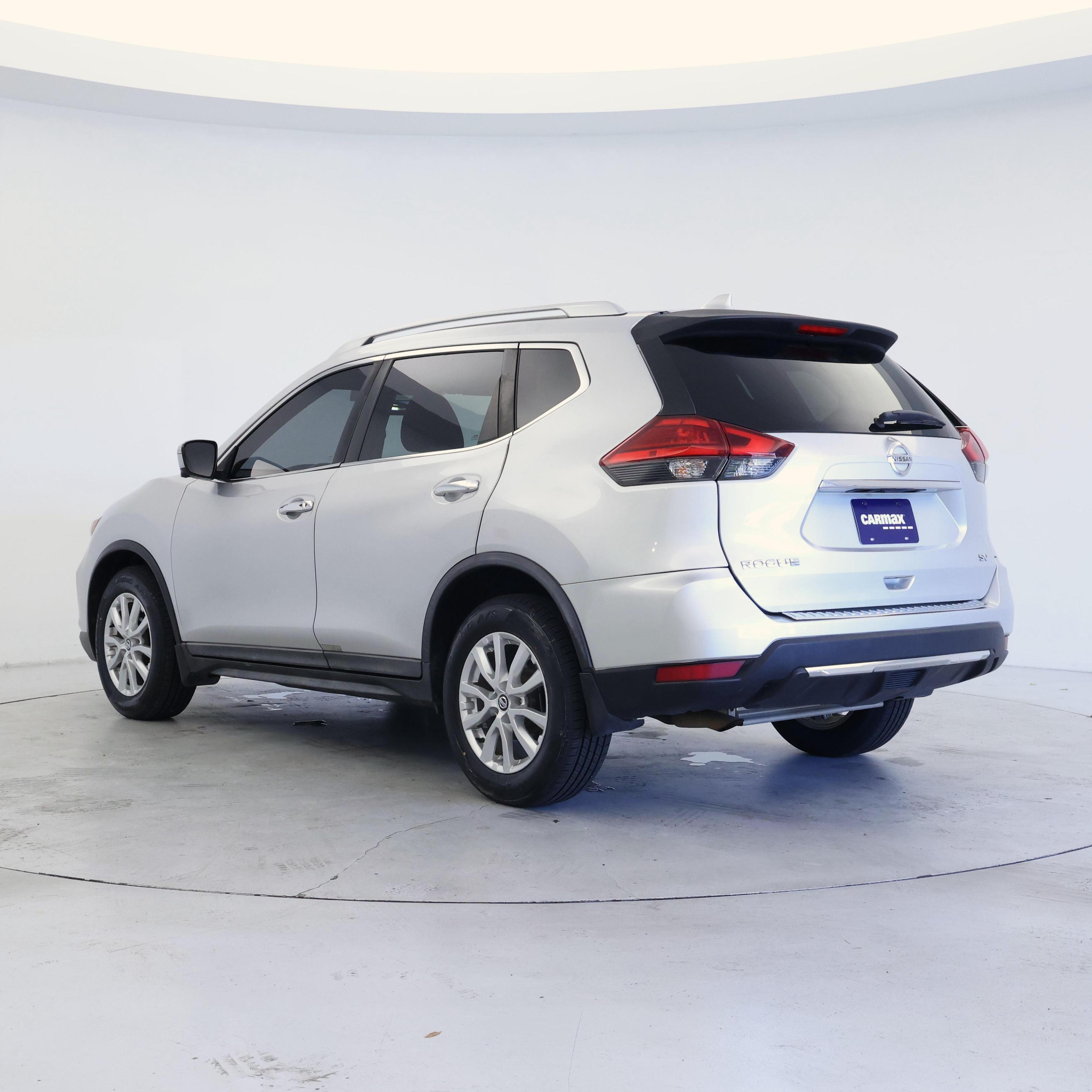 Thumbnail: 2017 Nissan Rogue - 2