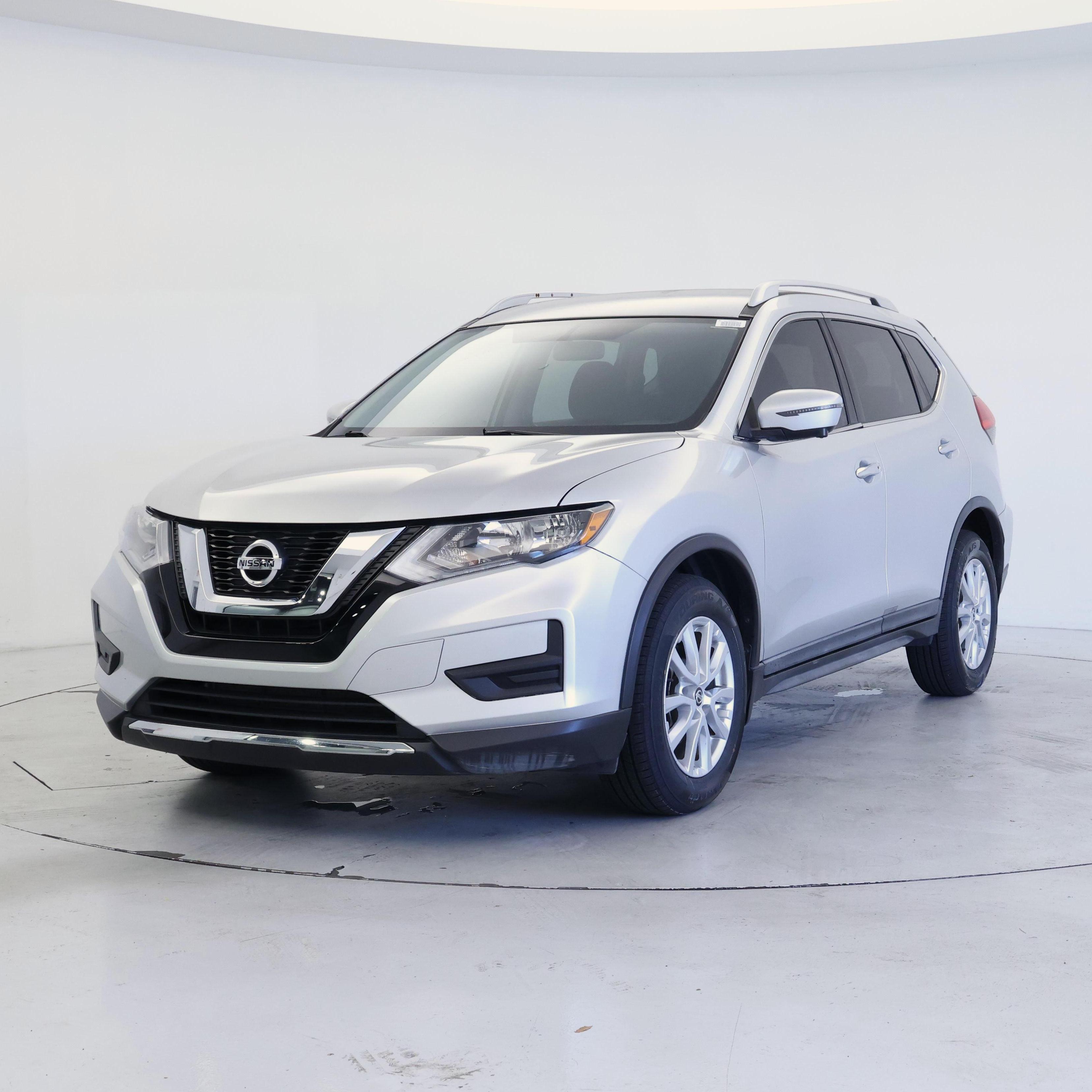 Thumbnail: 2017 Nissan Rogue - 4