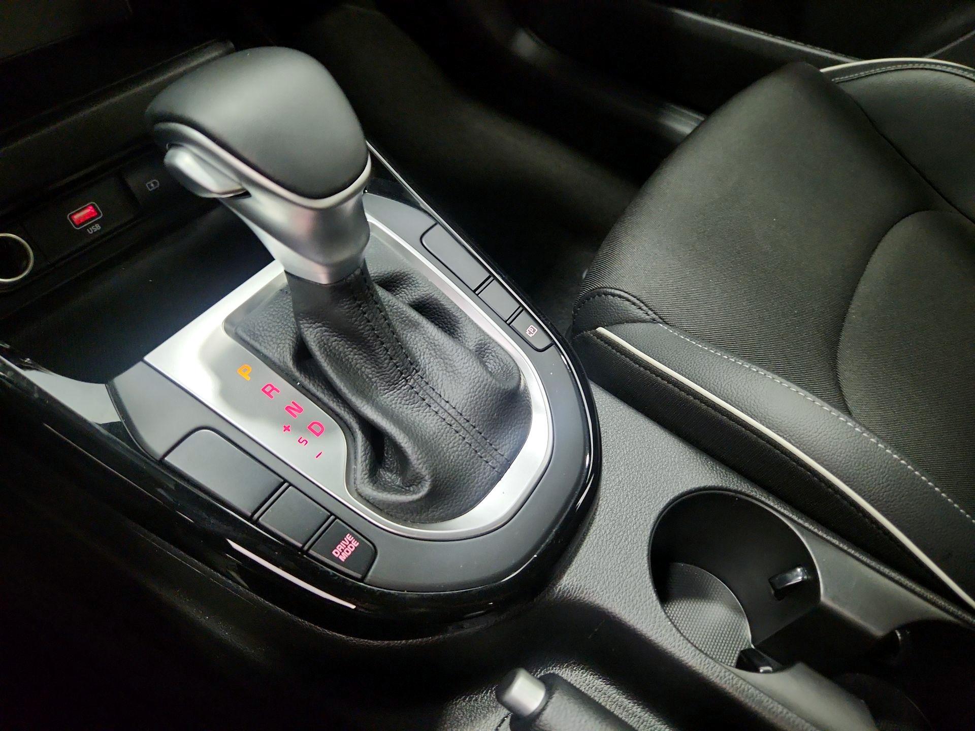 Thumbnail: 2023 Kia Forte - 18