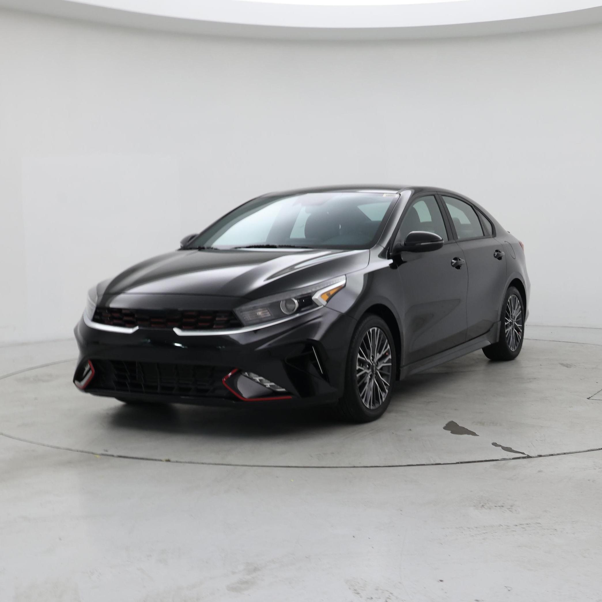Thumbnail: 2023 Kia Forte - 4