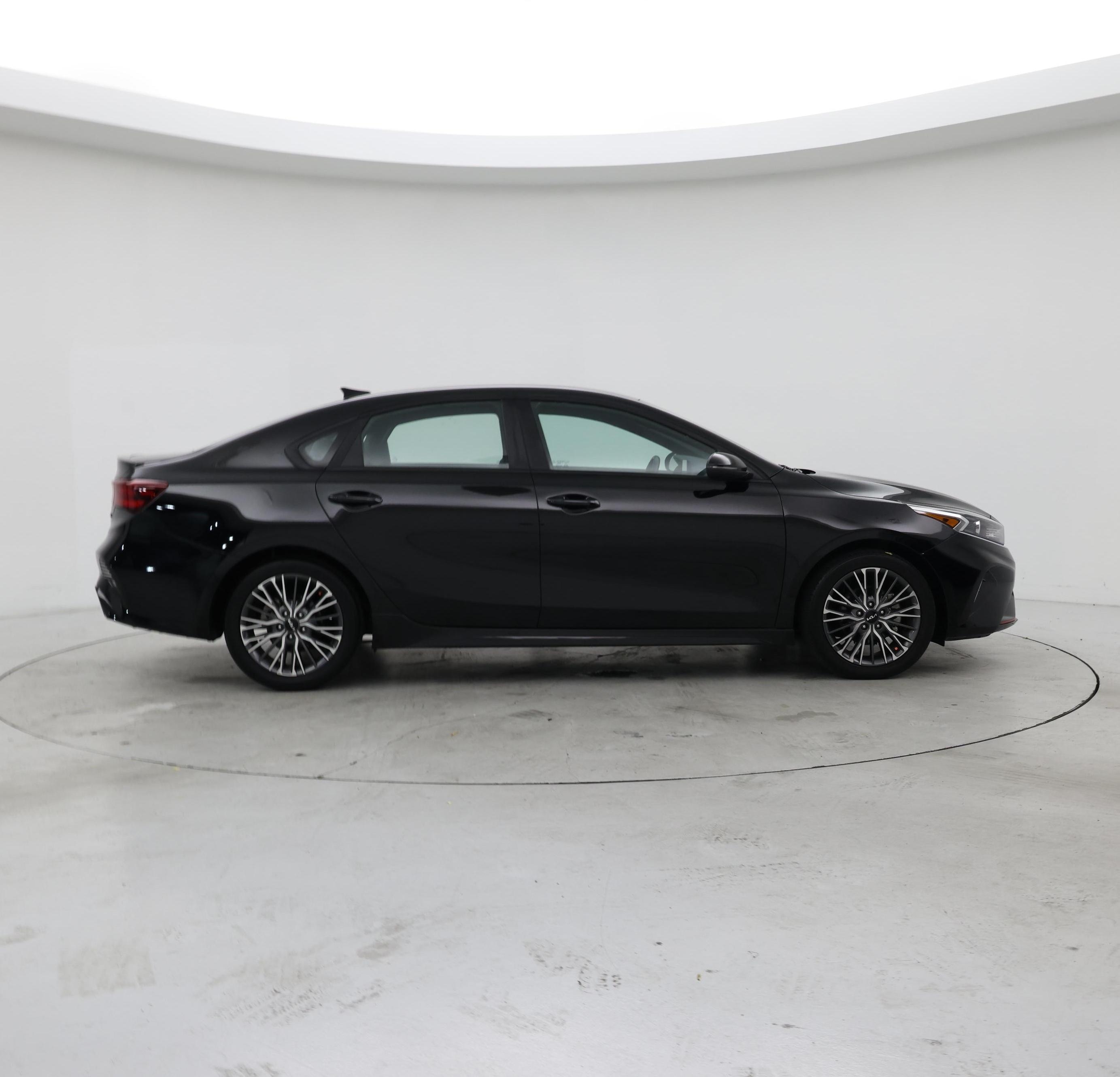Thumbnail: 2023 Kia Forte - 7