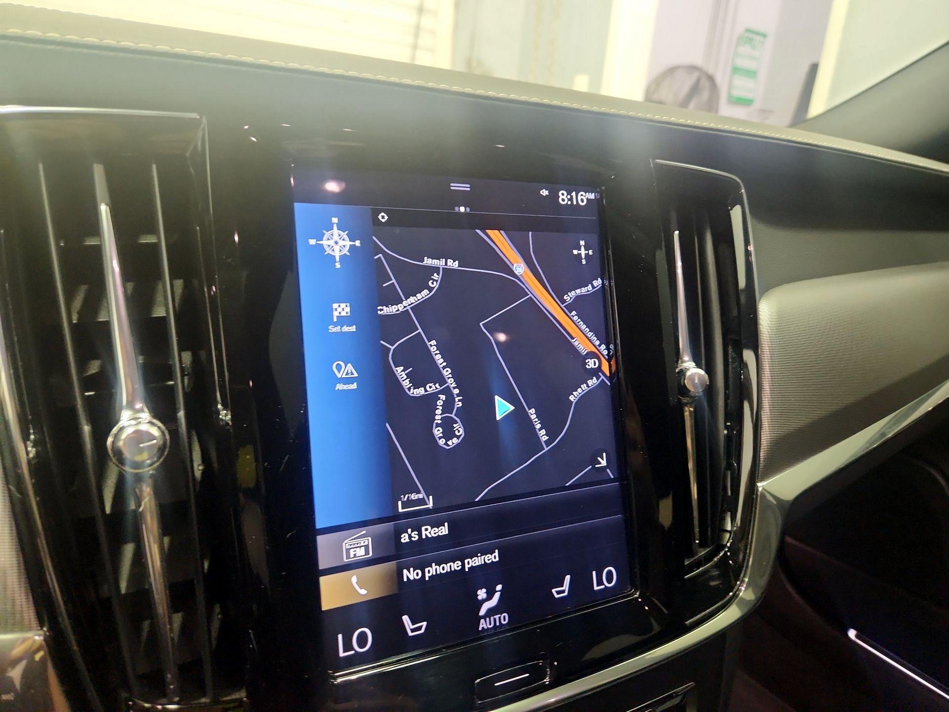 Thumbnail: 2019 Volvo V90 - 14