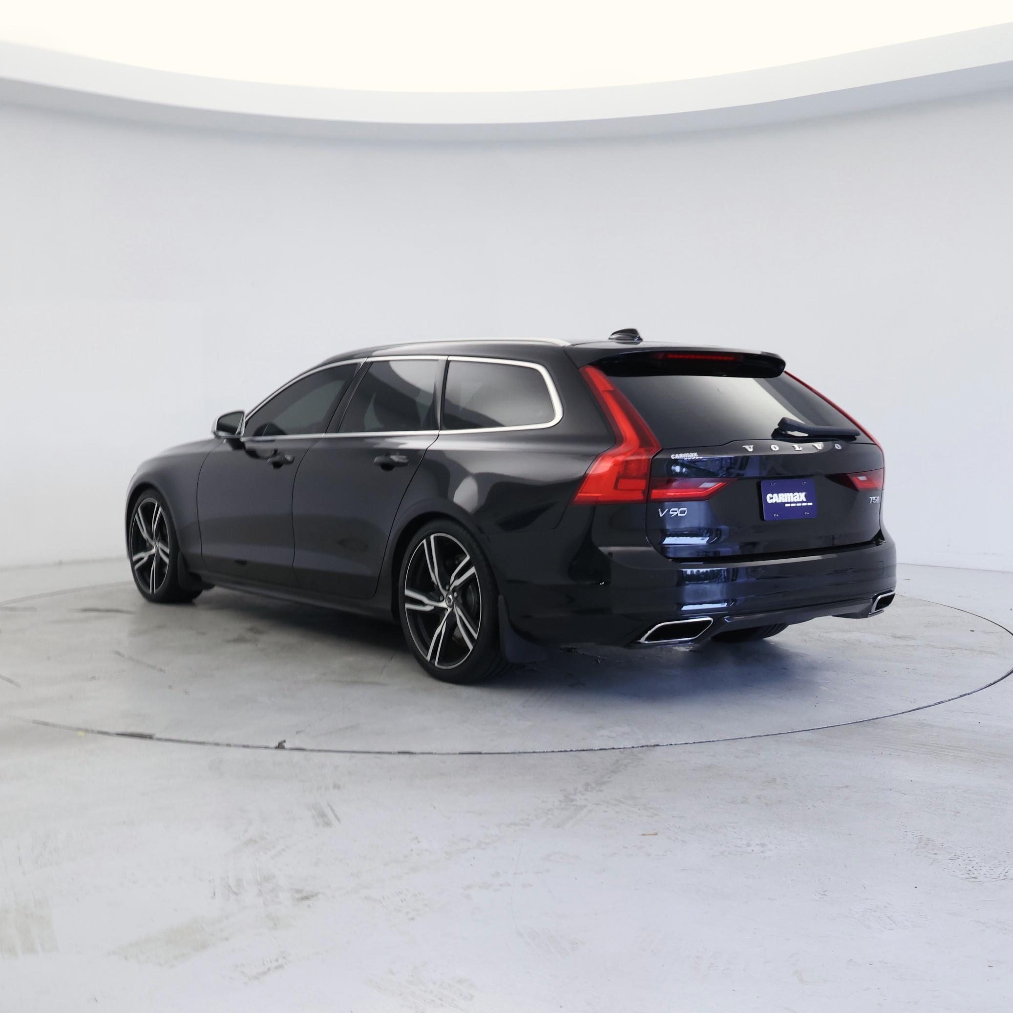 Thumbnail: 2019 Volvo V90 - 2