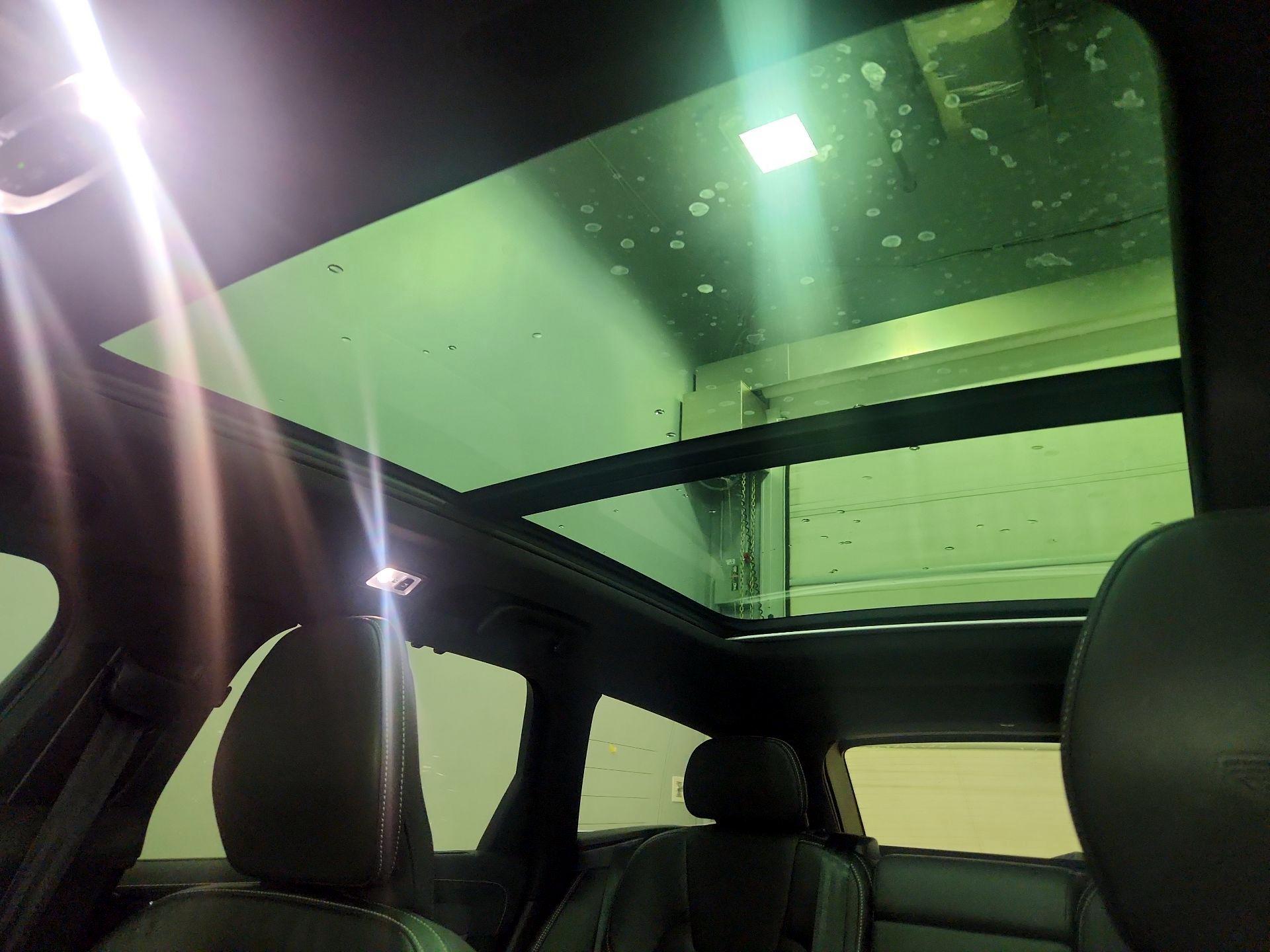Thumbnail: 2019 Volvo V90 - 20