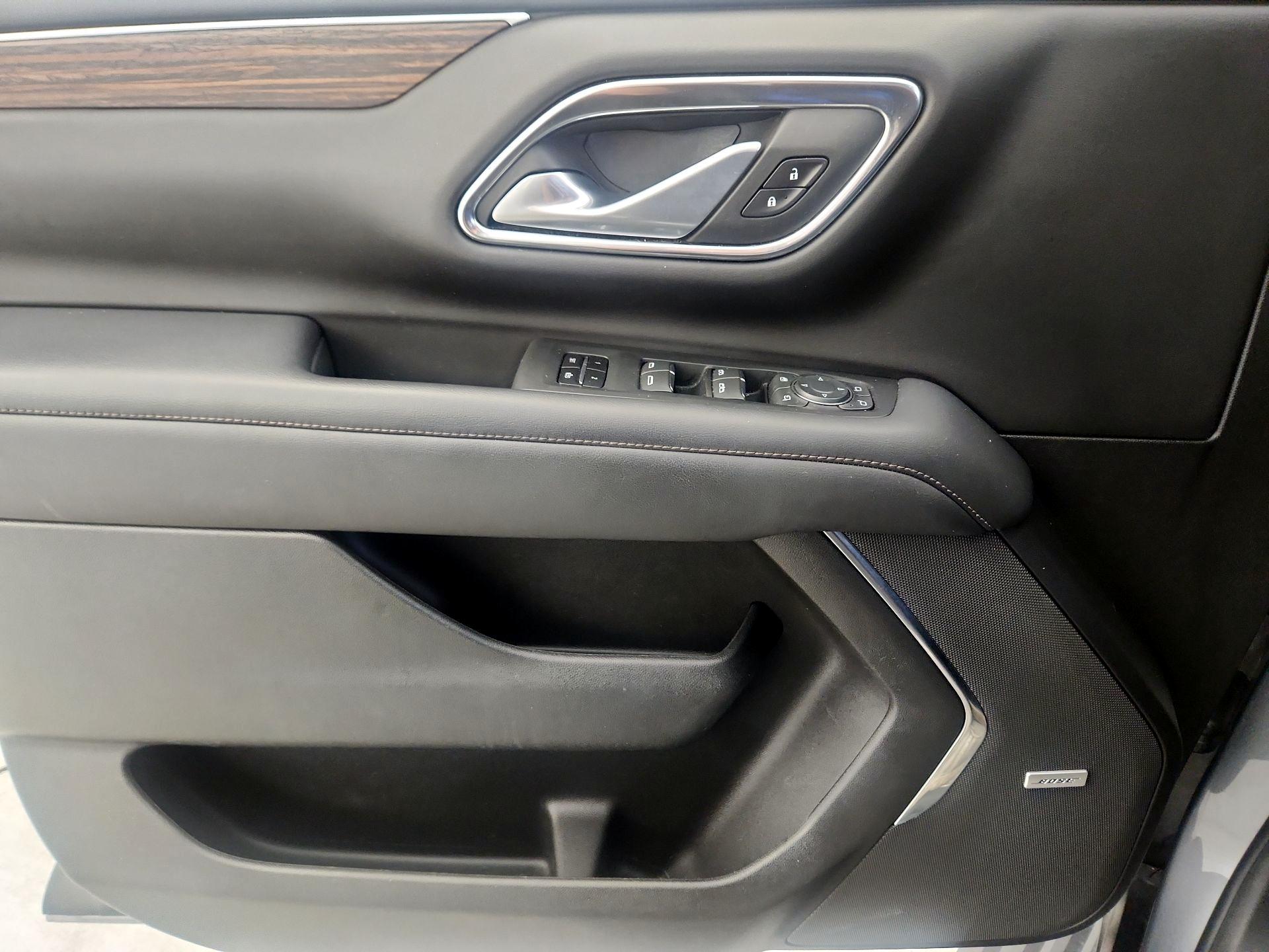 Thumbnail: 2022 Chevrolet Suburban - 12