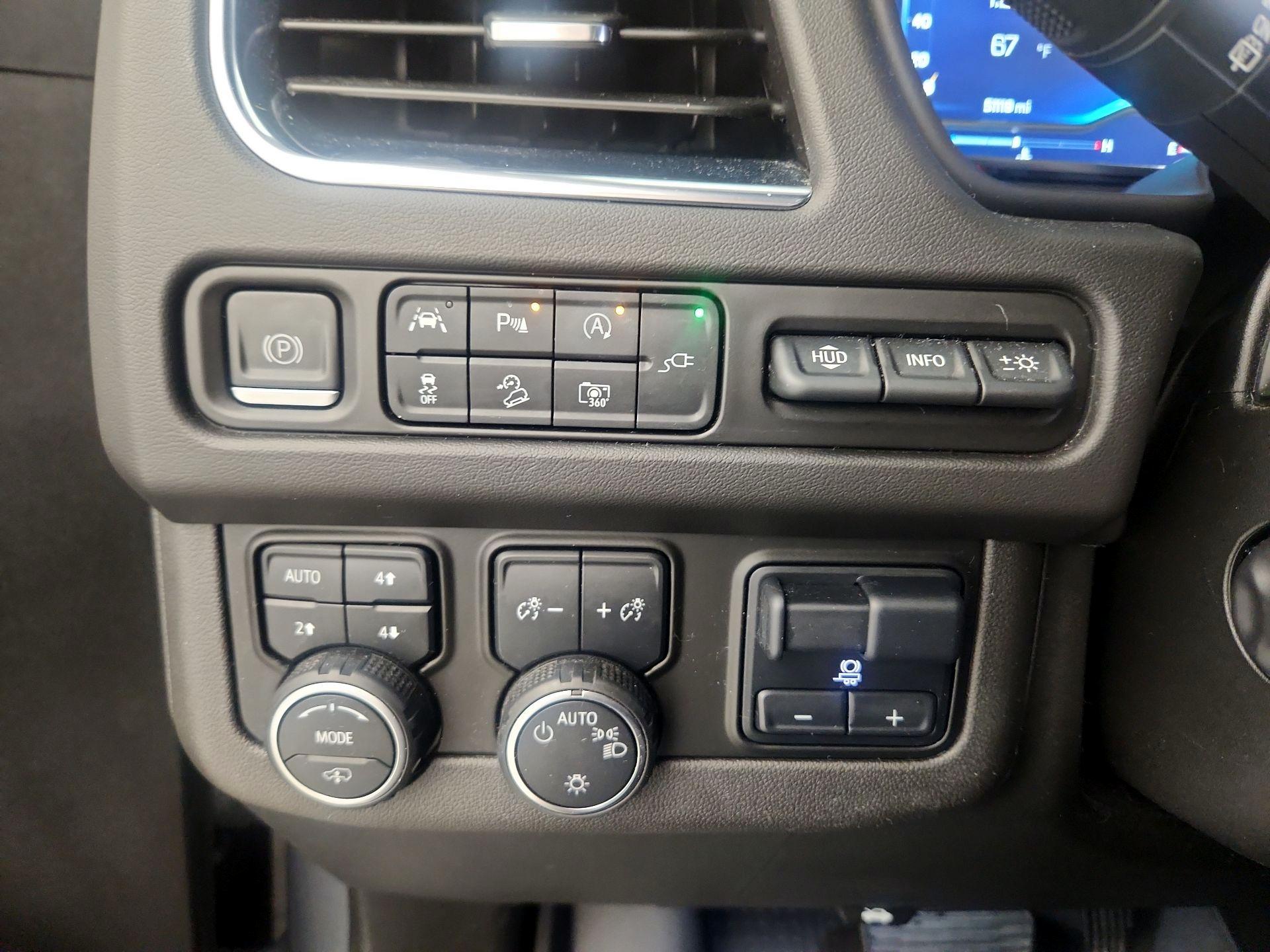 Thumbnail: 2022 Chevrolet Suburban - 13