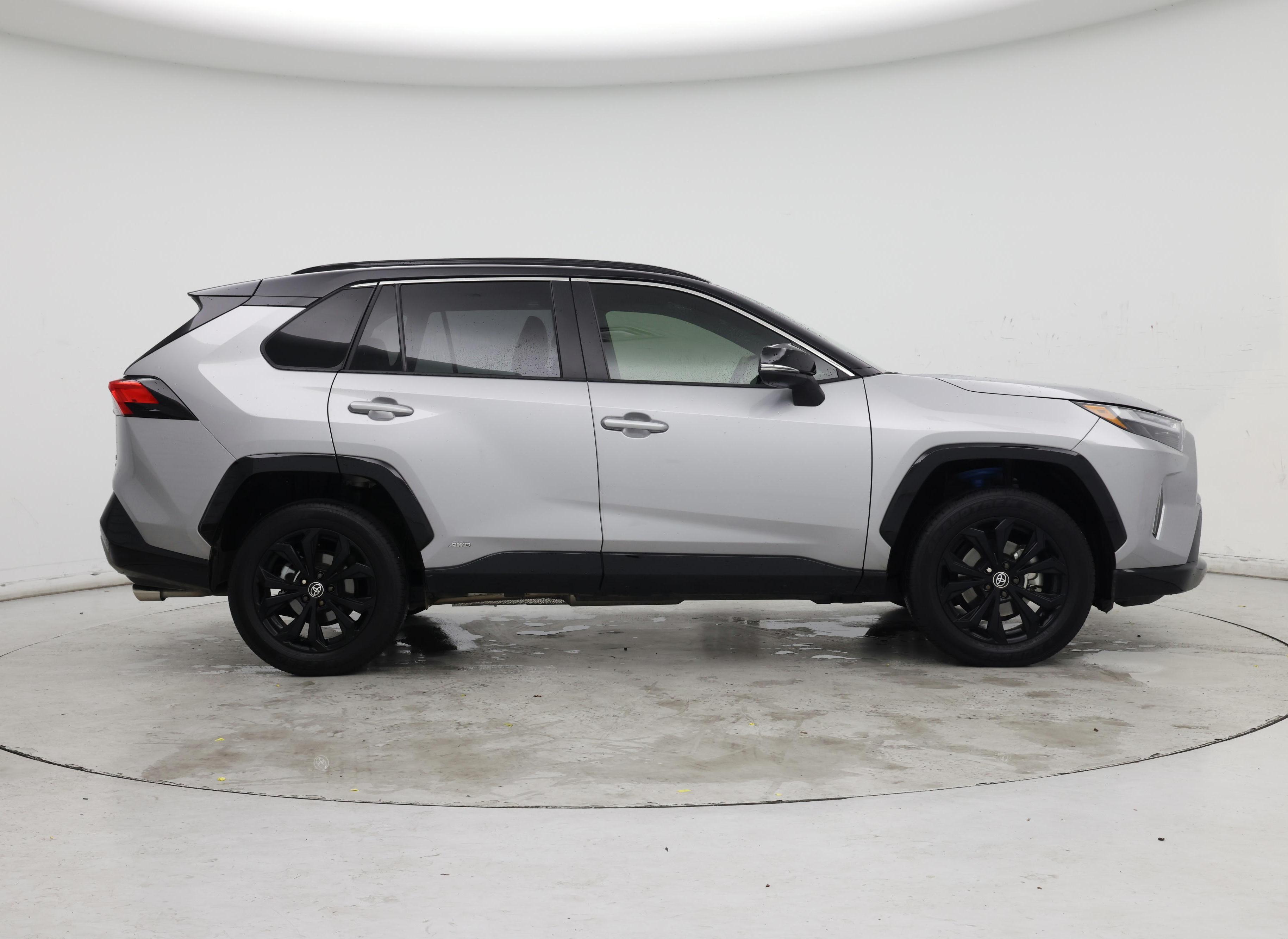 Thumbnail: 2025 Toyota RAV4 - 7