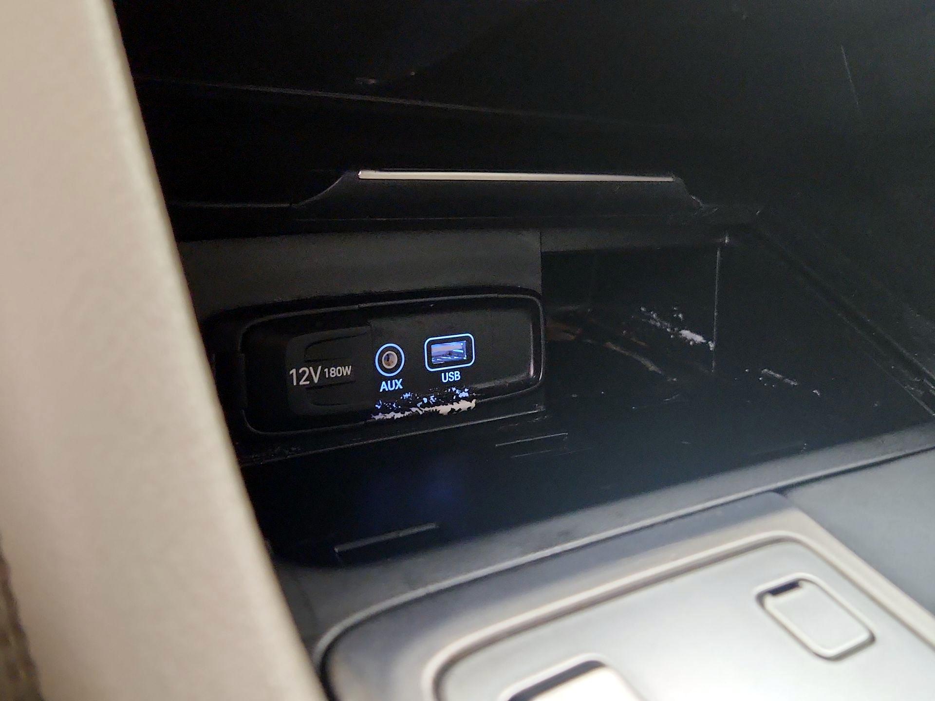 Thumbnail: 2021 Genesis G70 - 19