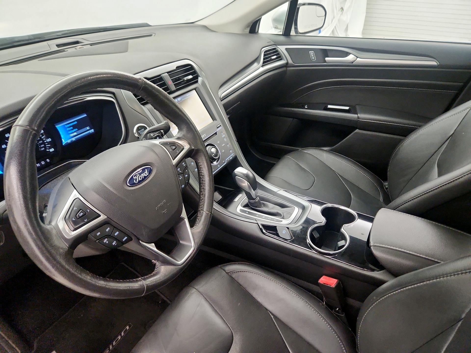 Thumbnail: 2014 Ford Fusion - 11