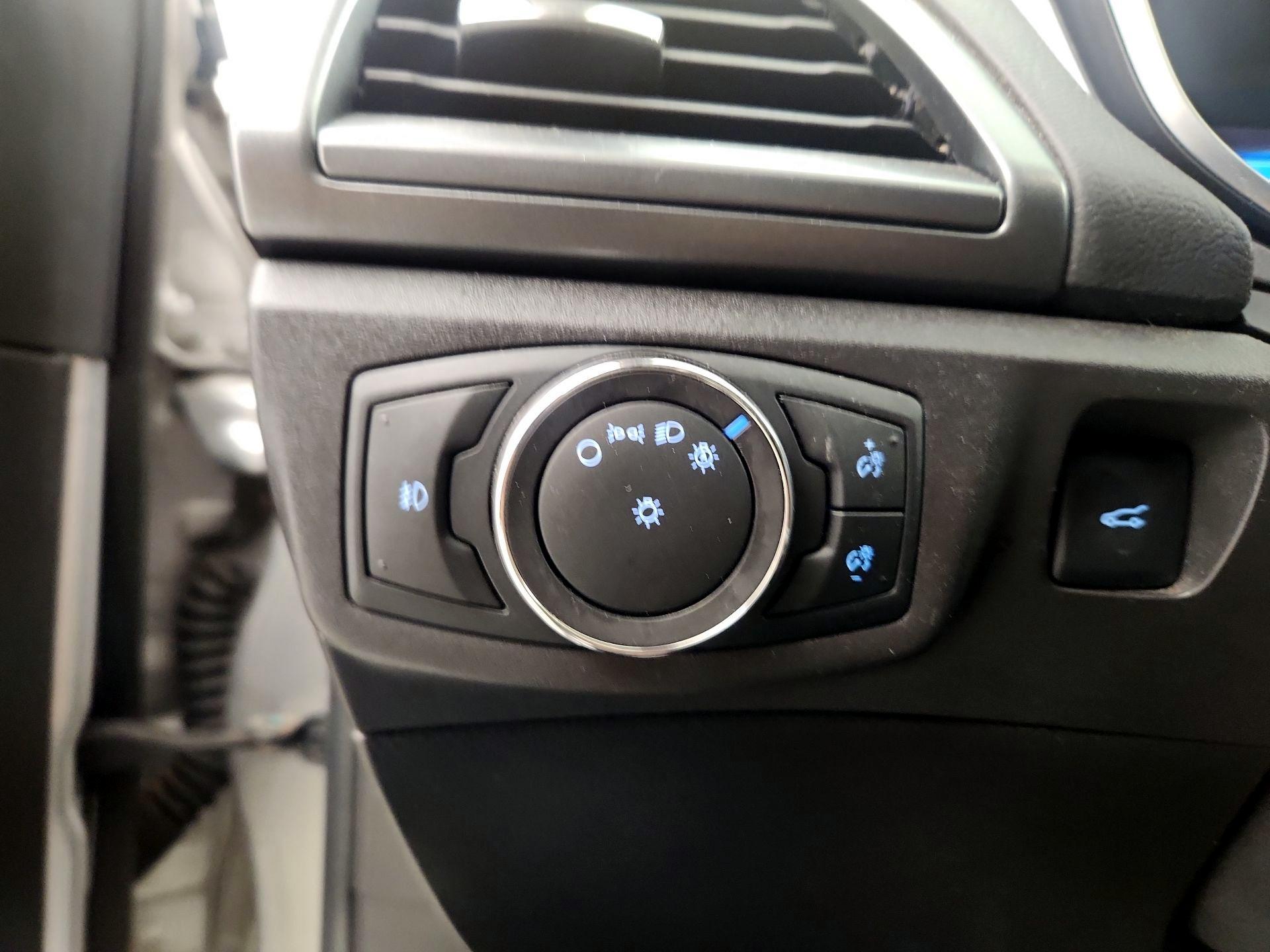 Thumbnail: 2014 Ford Fusion - 13