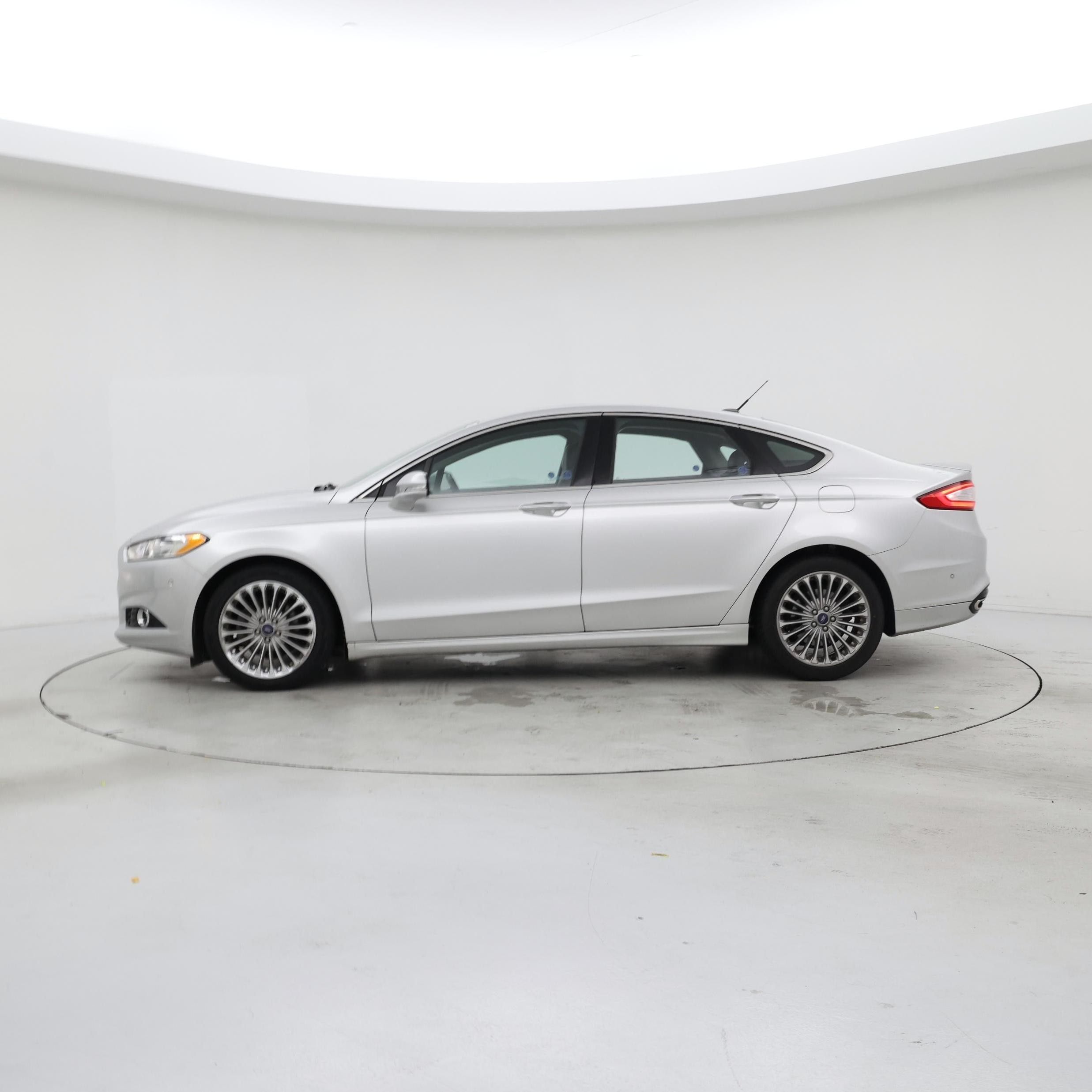 Thumbnail: 2014 Ford Fusion - 3