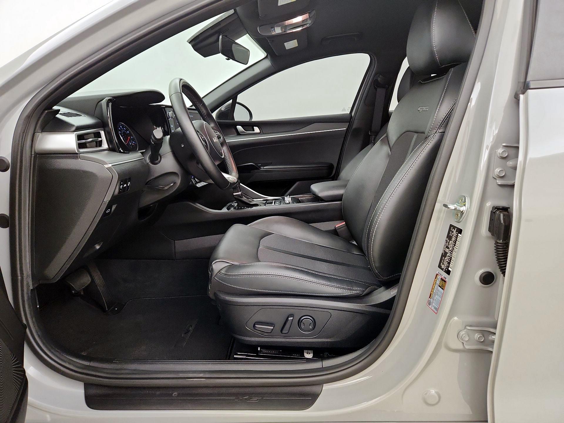 Thumbnail: 2022 Kia K5 - 11