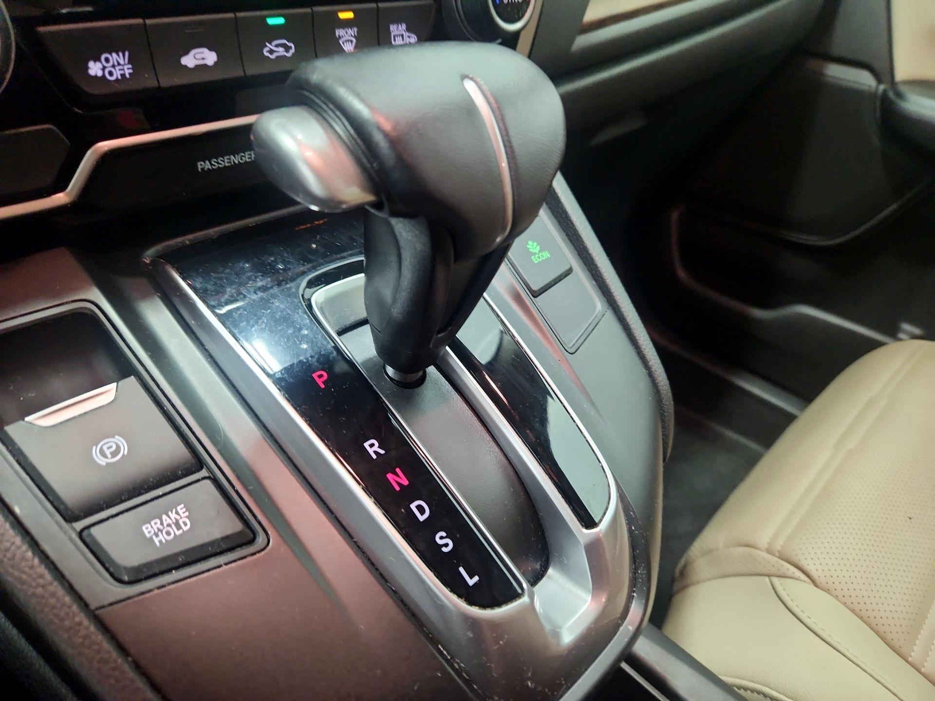 Thumbnail: 2019 Honda CR-V - 17