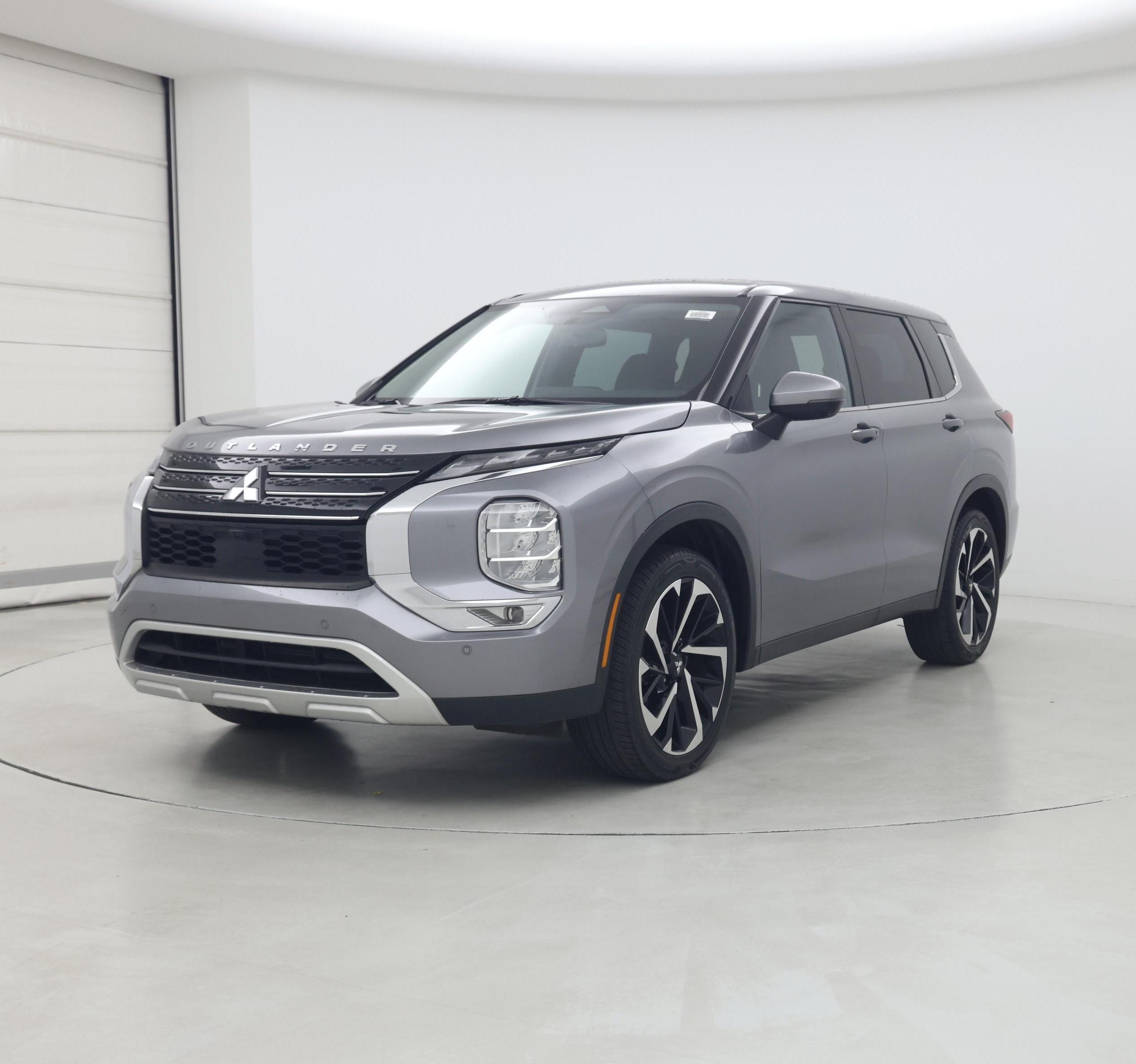 Thumbnail: 2023 Mitsubishi Outlander - 4