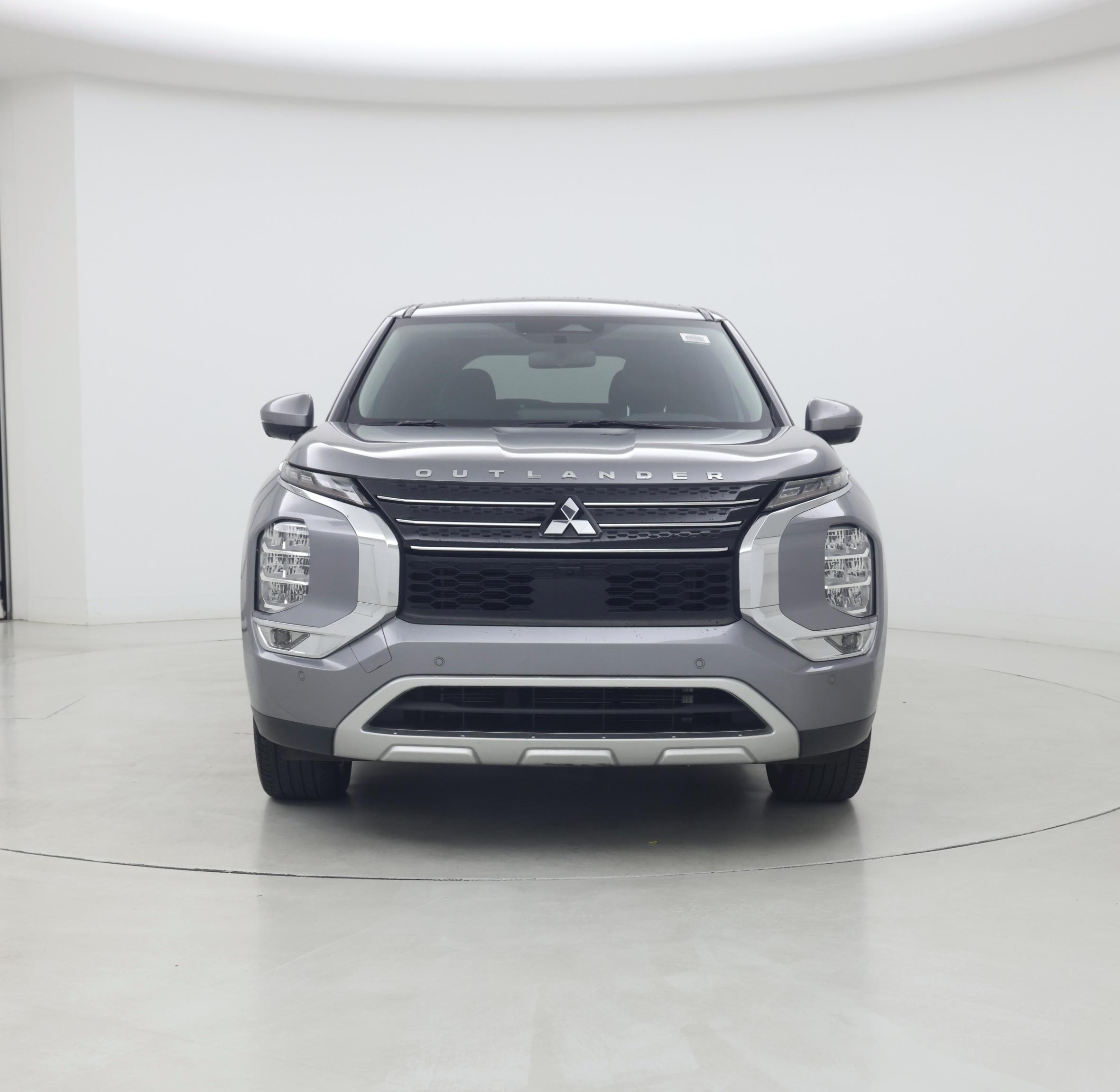 Thumbnail: 2023 Mitsubishi Outlander - 5
