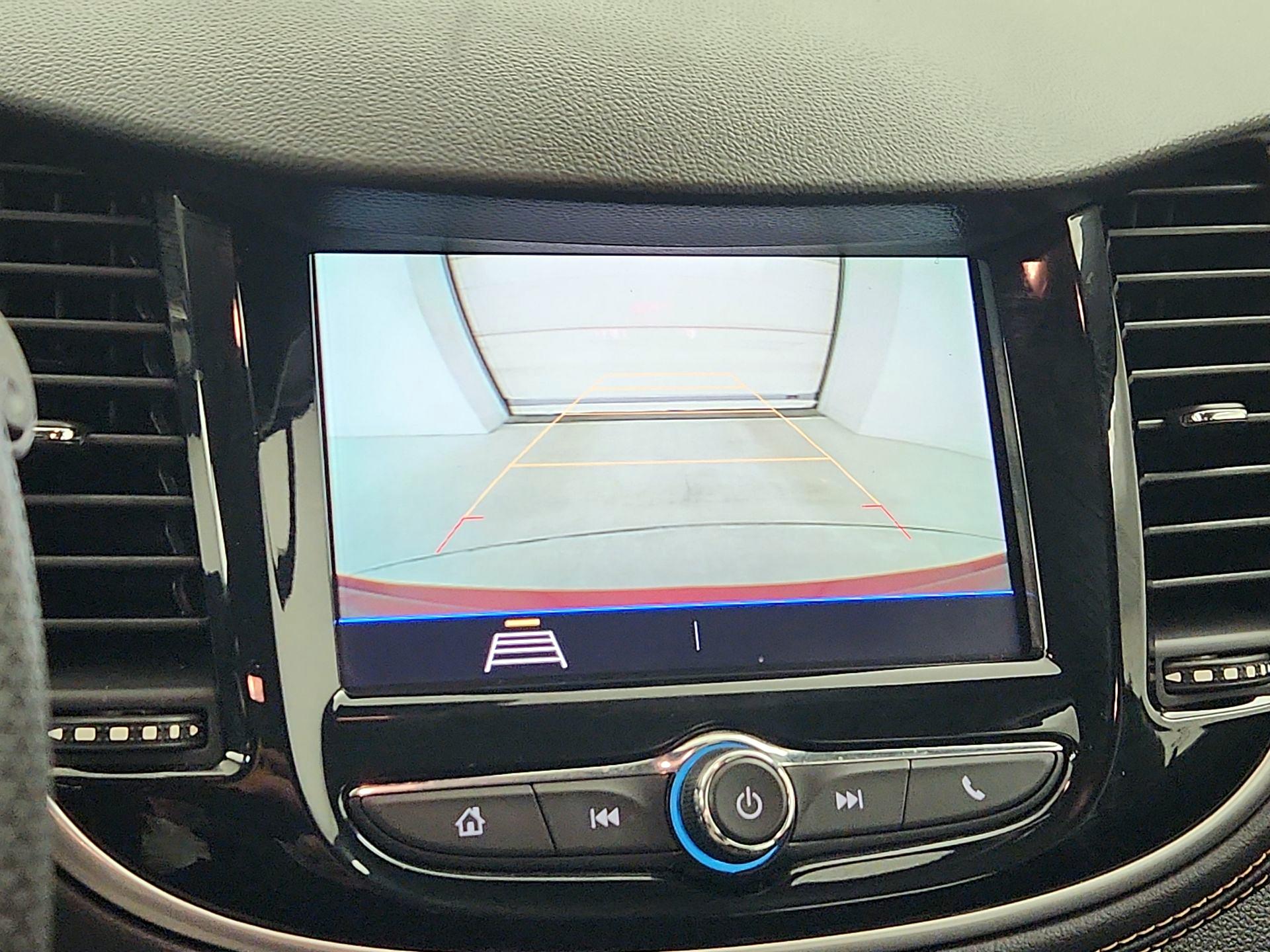 Thumbnail: 2021 Chevrolet Trax - 14