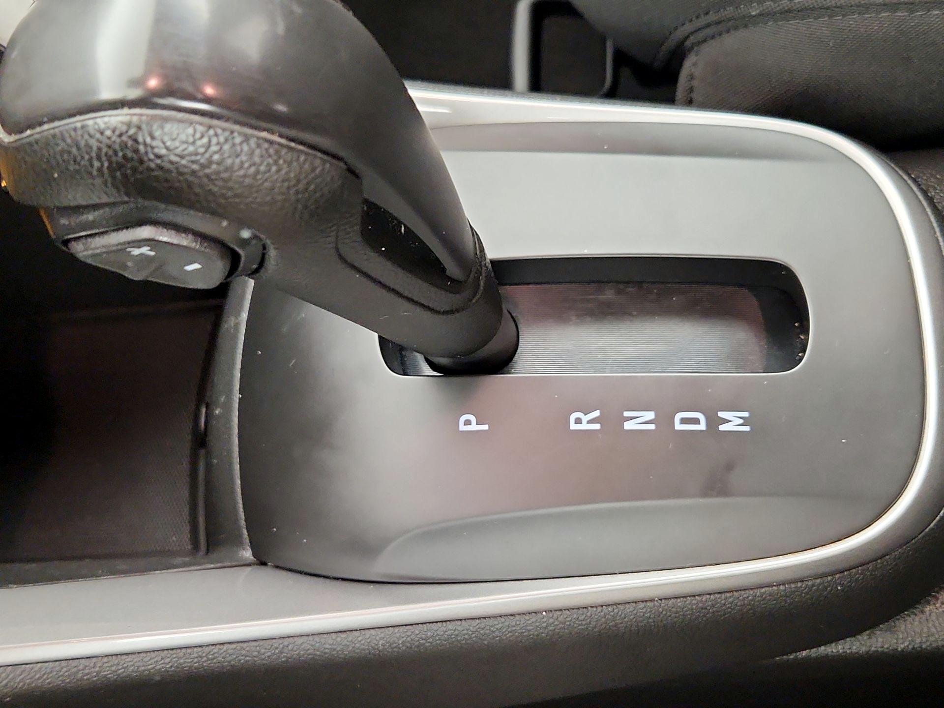 Thumbnail: 2021 Chevrolet Trax - 17