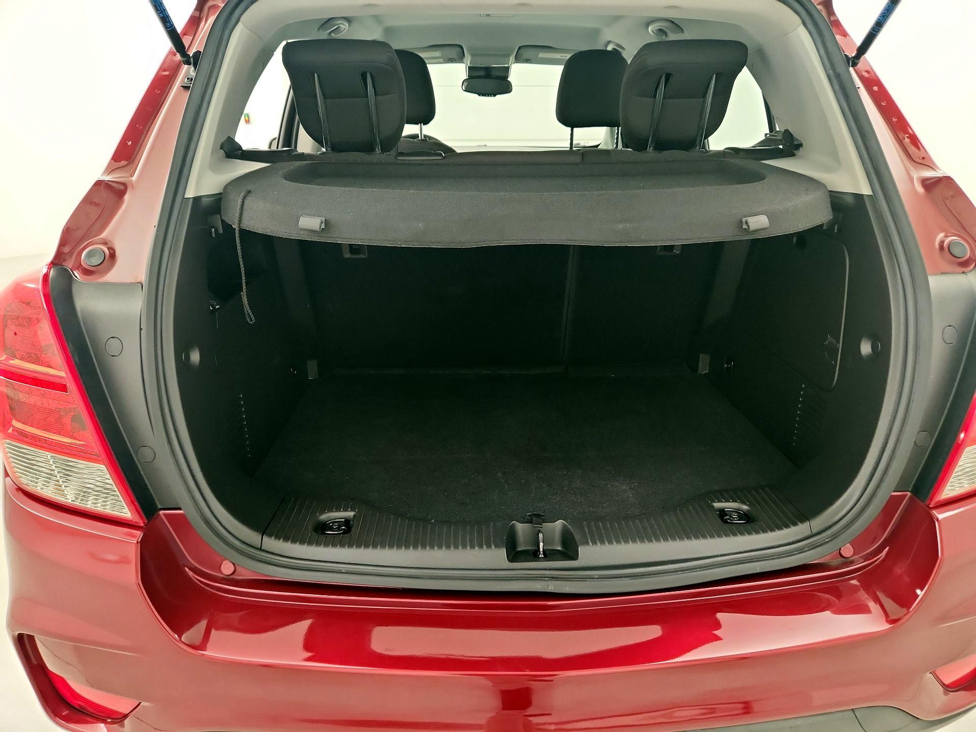 Thumbnail: 2021 Chevrolet Trax - 20