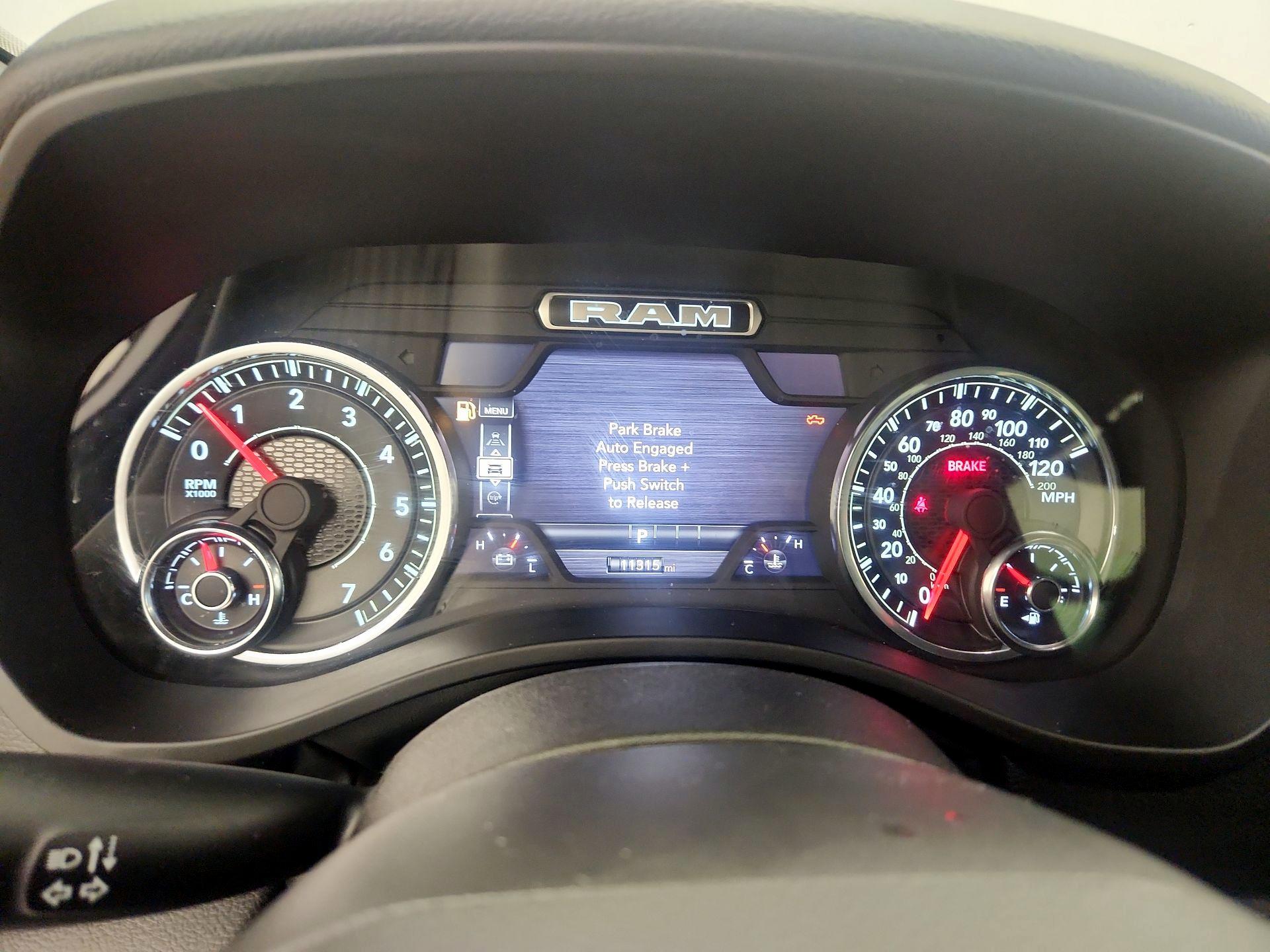 Thumbnail: 2025 RAM 1500 - 10