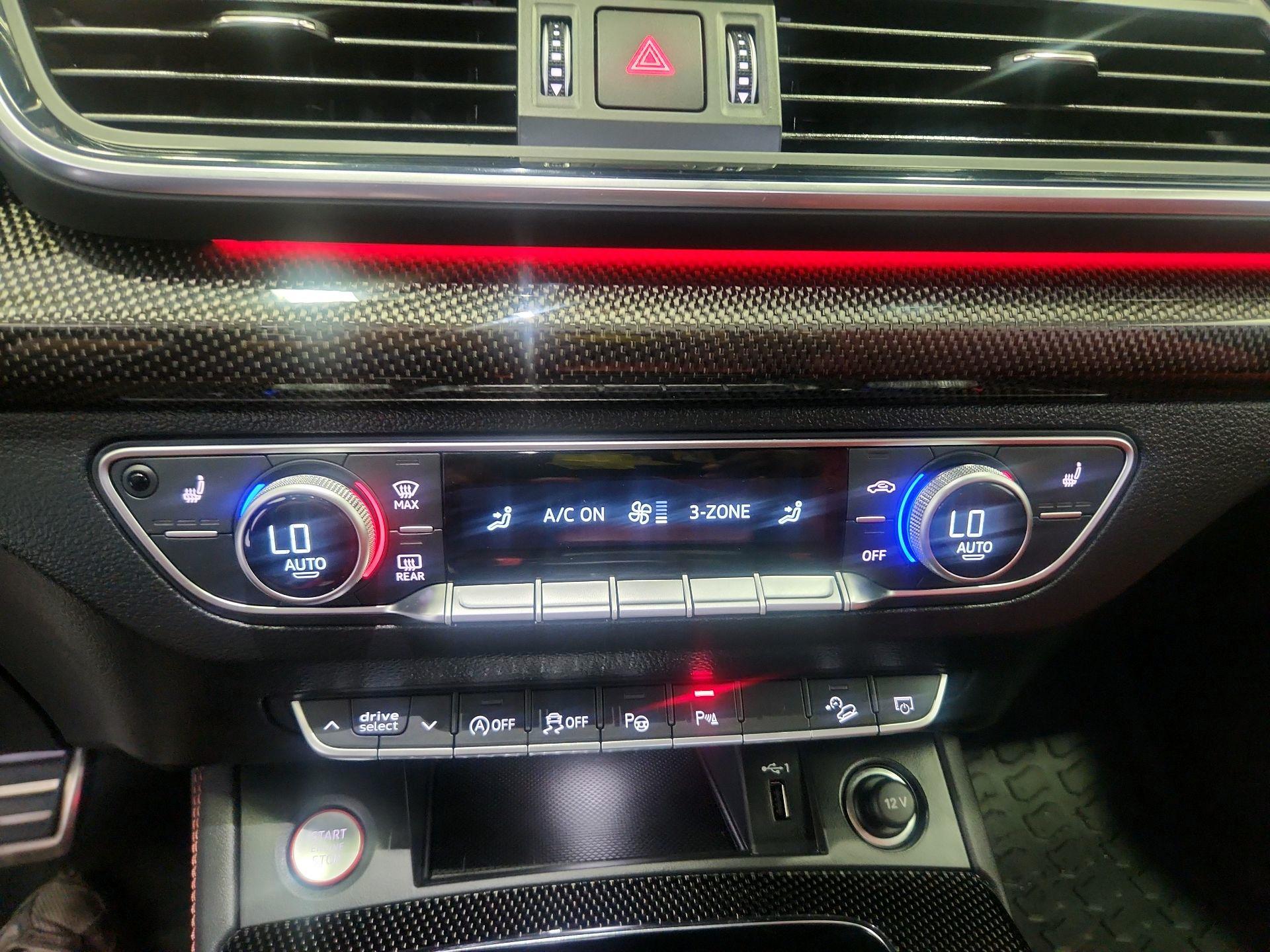 Thumbnail: 2023 Audi SQ5 - 16