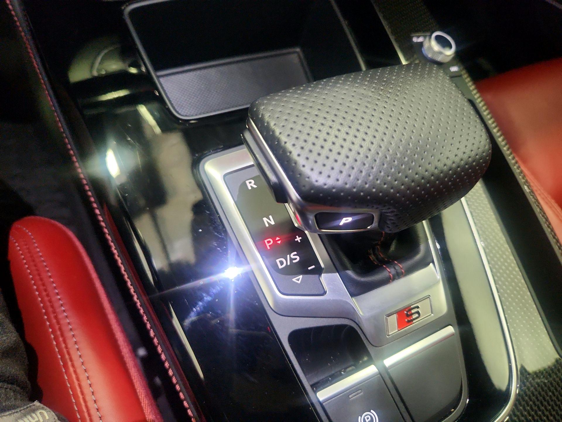 Thumbnail: 2023 Audi SQ5 - 17