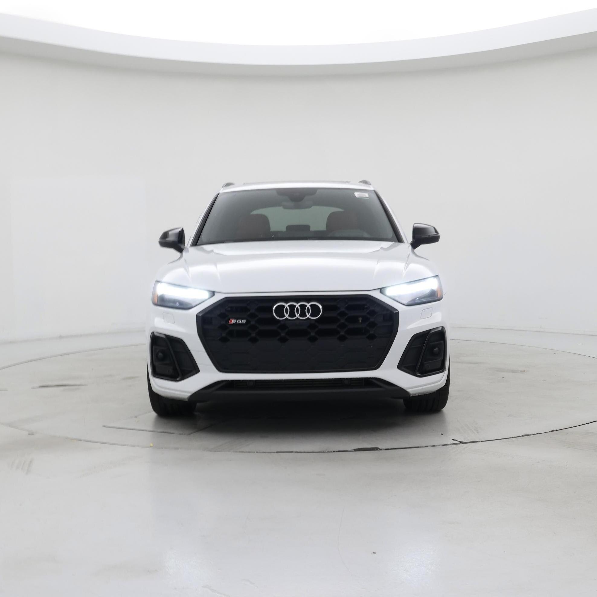 Thumbnail: 2023 Audi SQ5 - 5