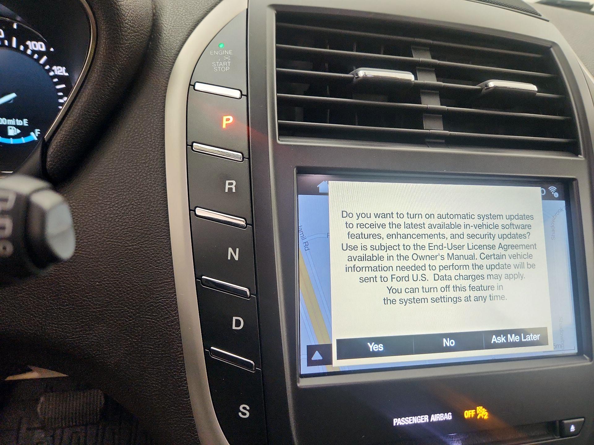 Thumbnail: 2017 Lincoln MKC - 15