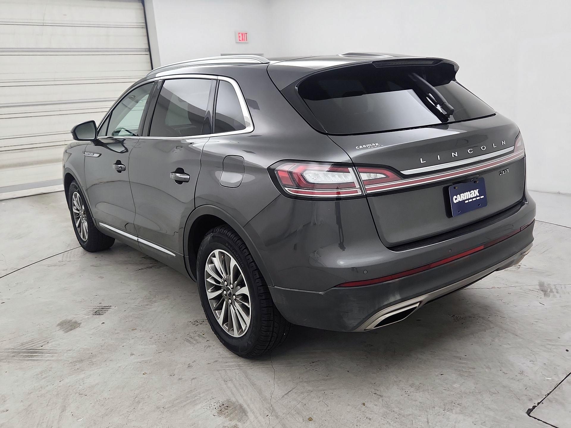 Thumbnail: 2020 Lincoln Nautilus - 7