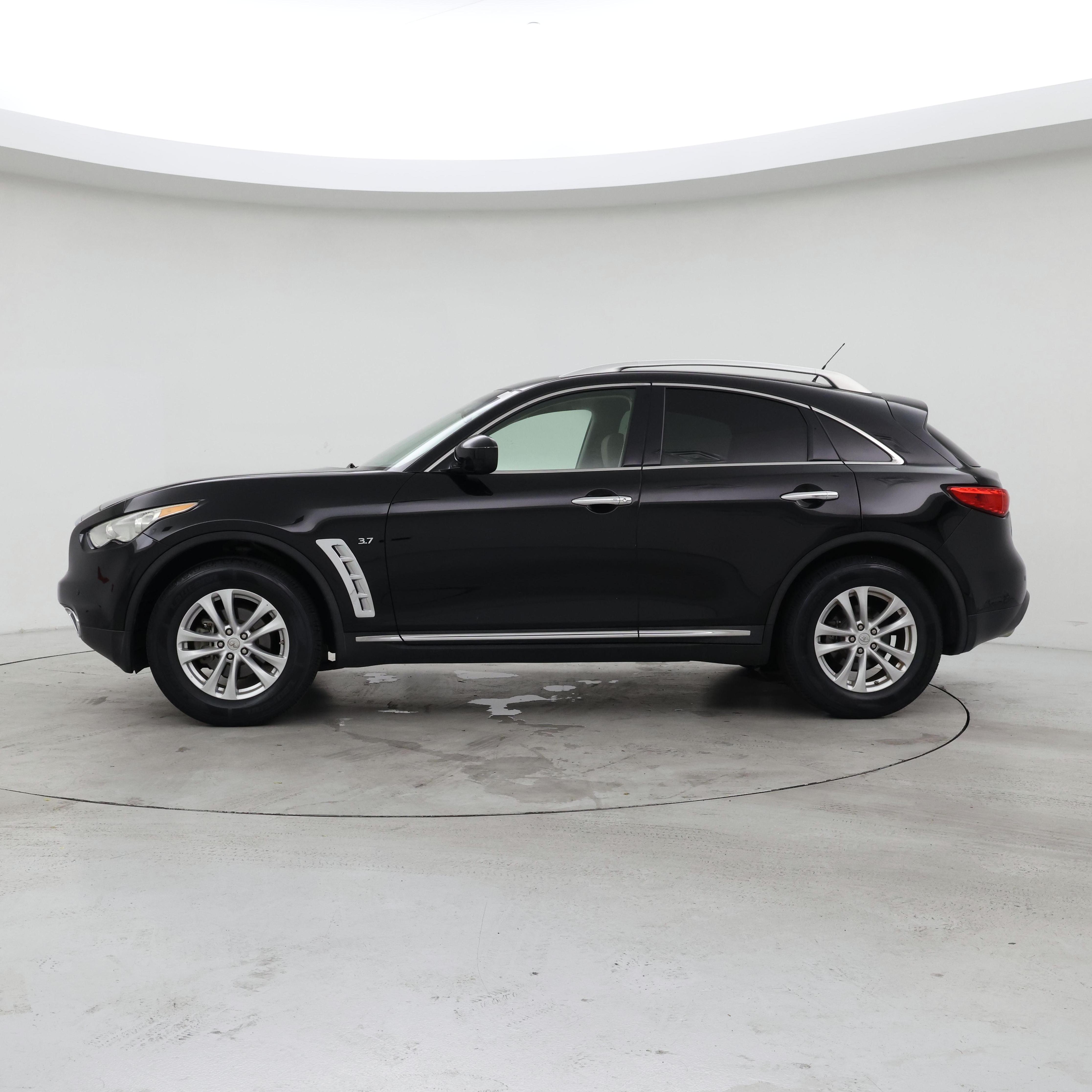 Thumbnail: 2015 INFINITI QX70 - 3